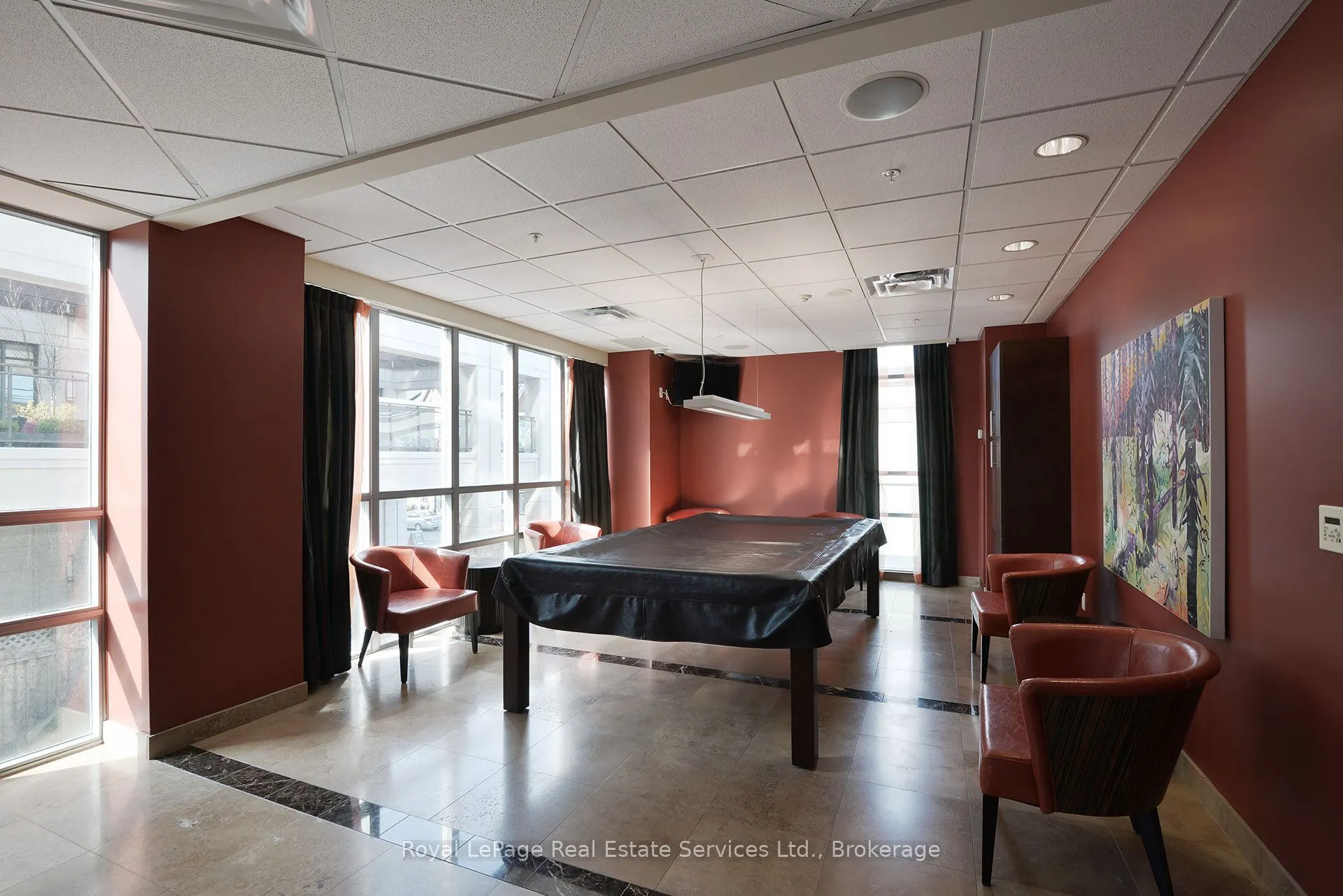 360 Pearl Street, #303