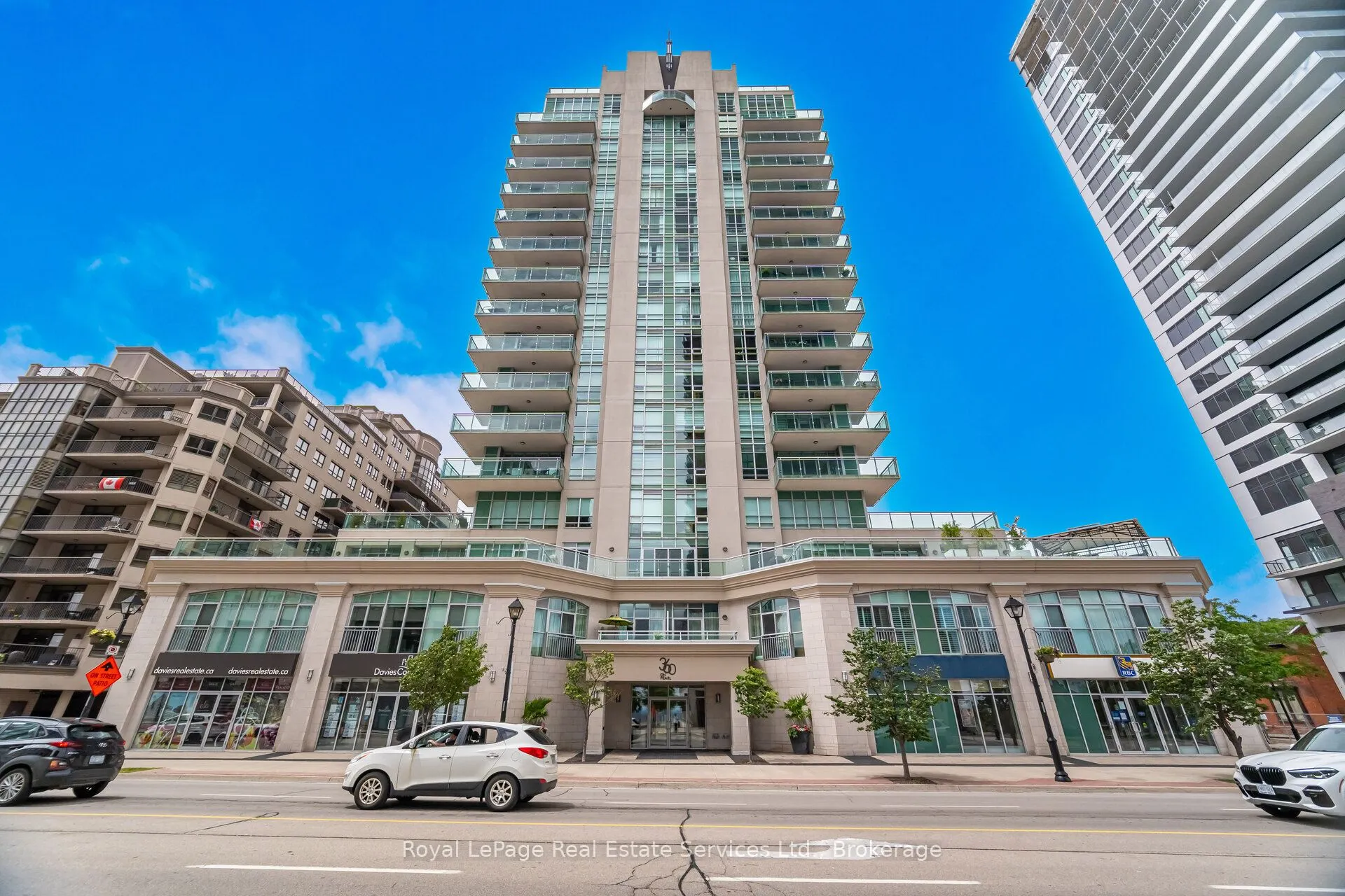 360 Pearl Street, #303