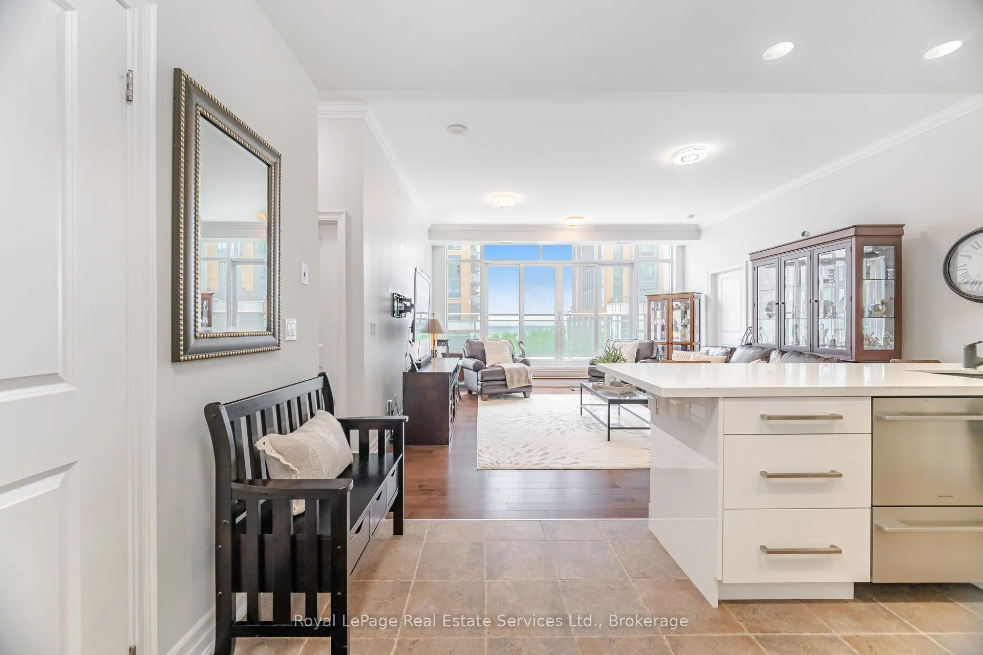 360 Pearl Street, #303