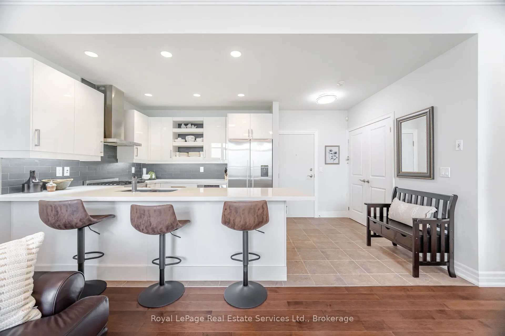 360 Pearl Street, #303