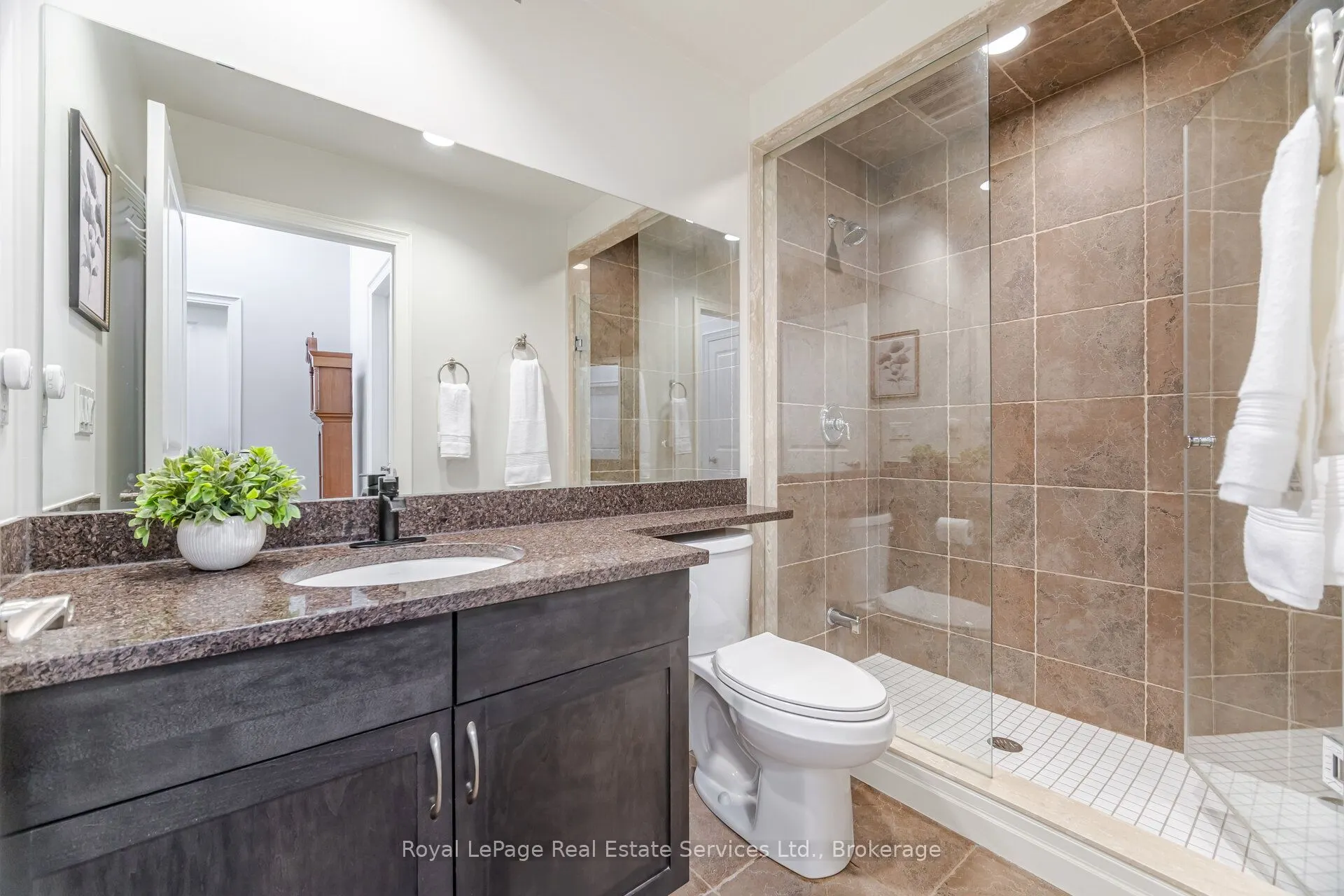 360 Pearl Street, #303