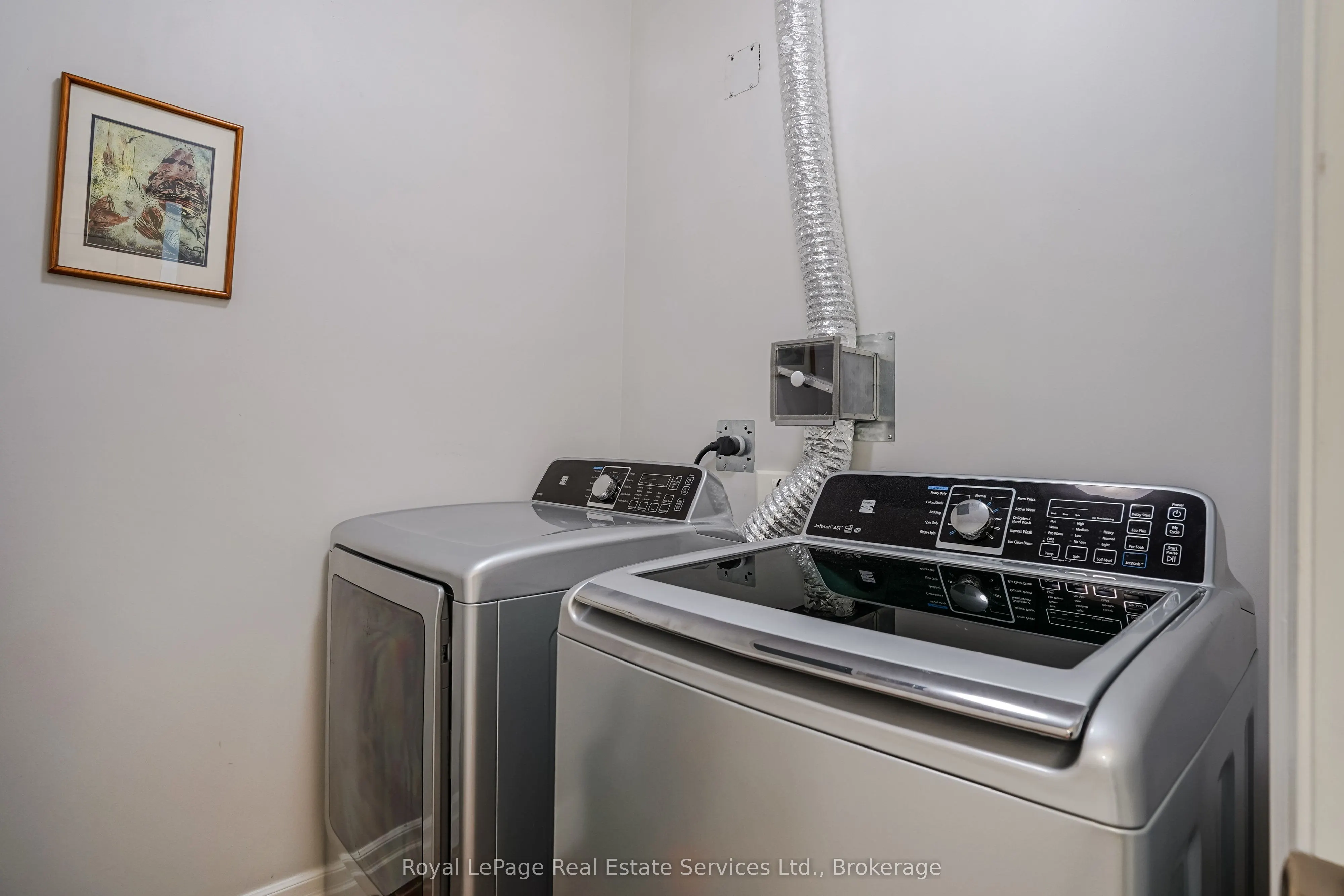 360 Pearl Street, #303