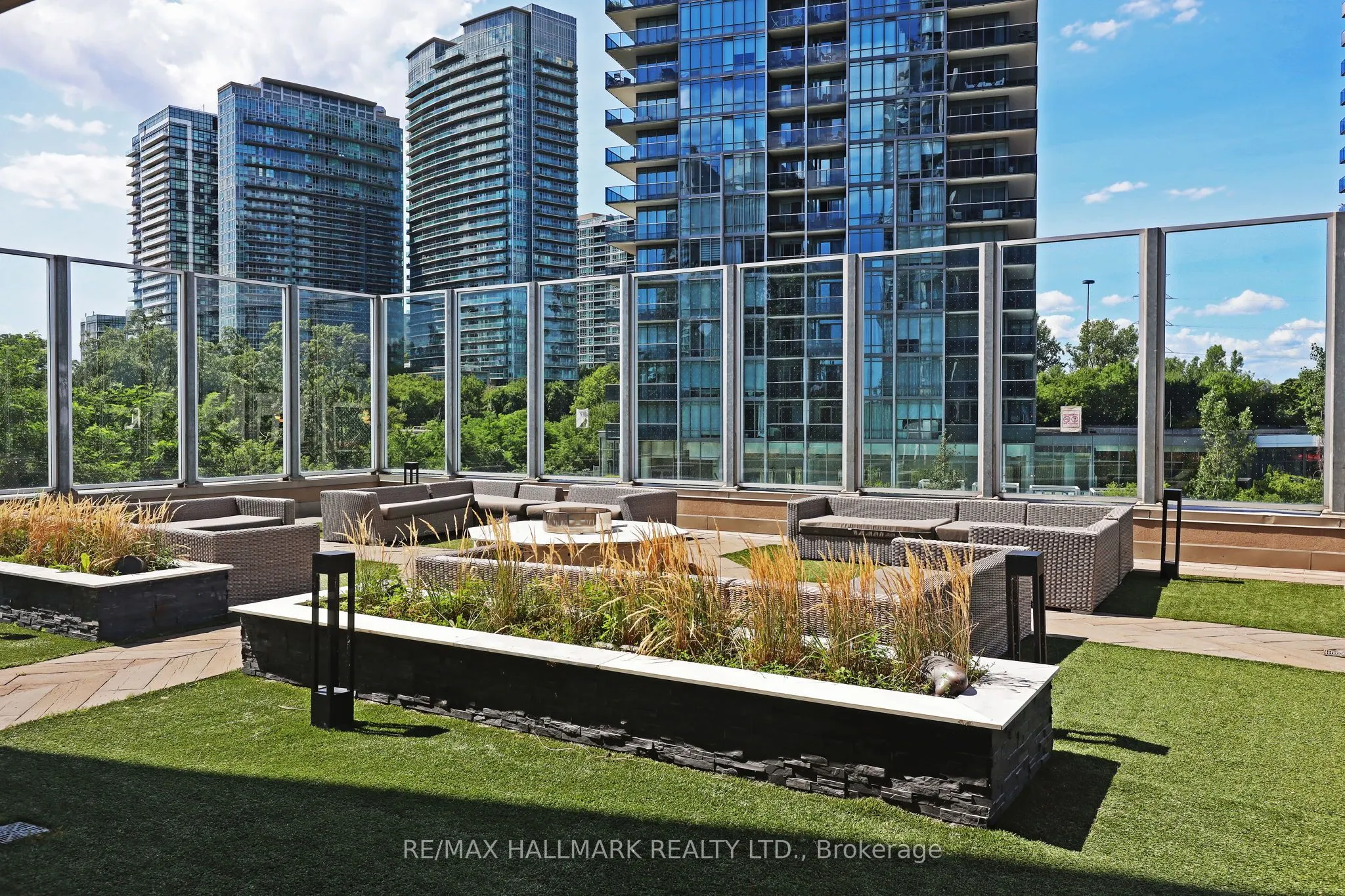 36 Park Lawn Road, #1909