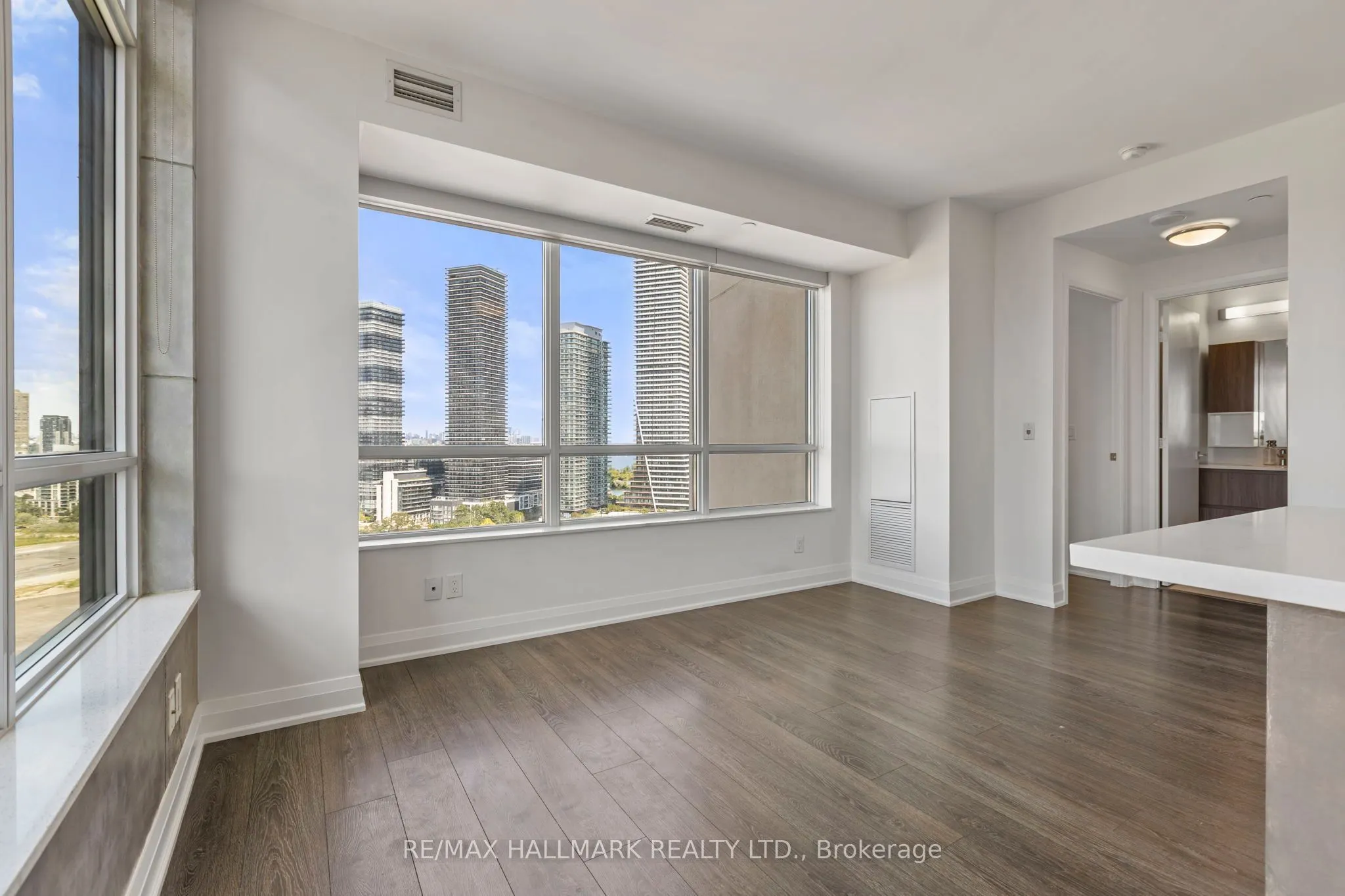 36 Park Lawn Road, #1909