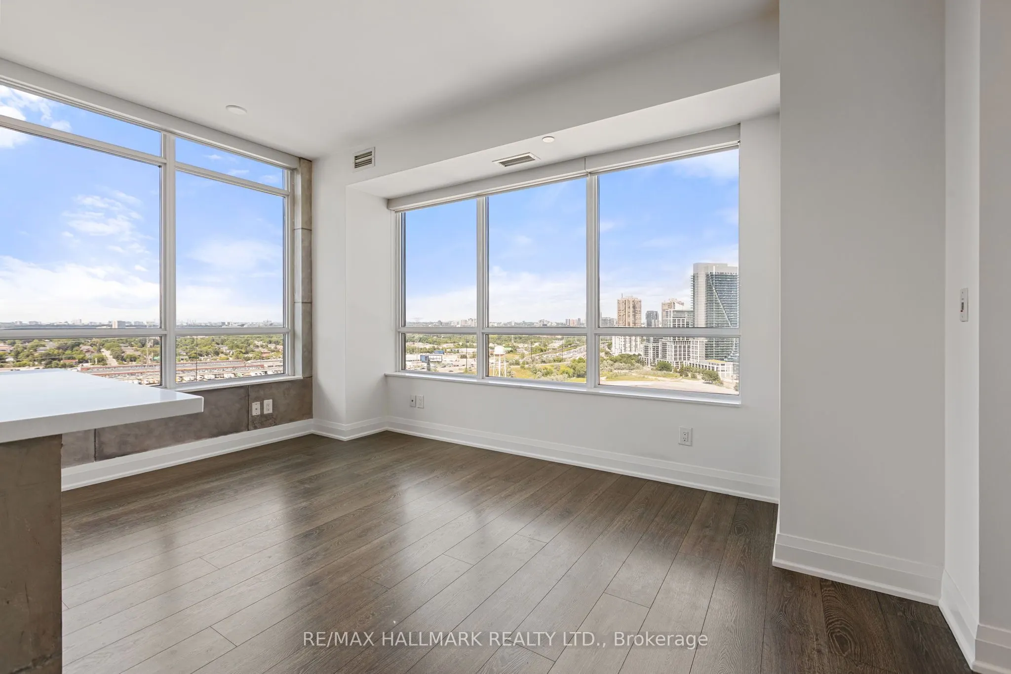 36 Park Lawn Road, #1909