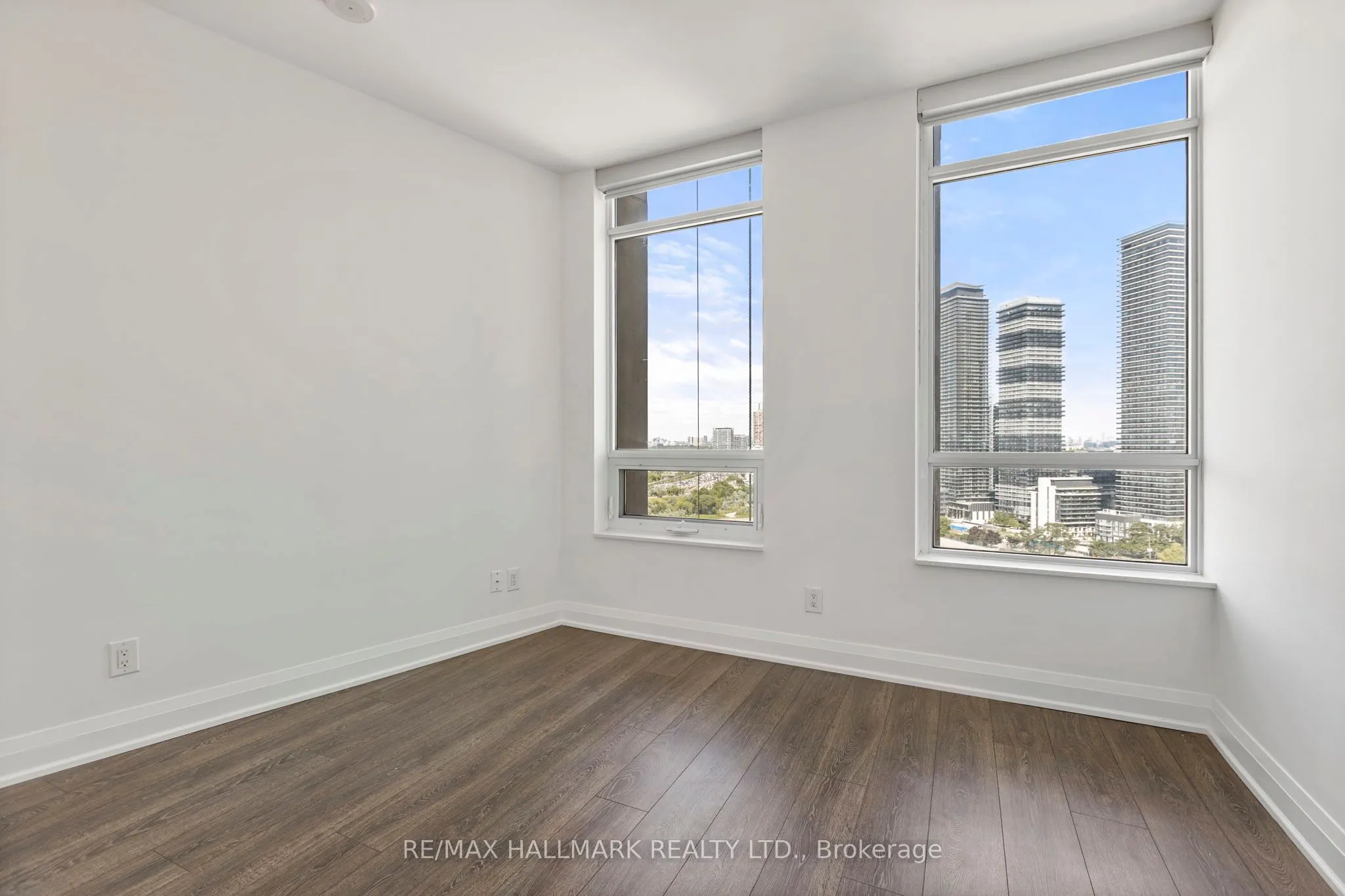 36 Park Lawn Road, #1909