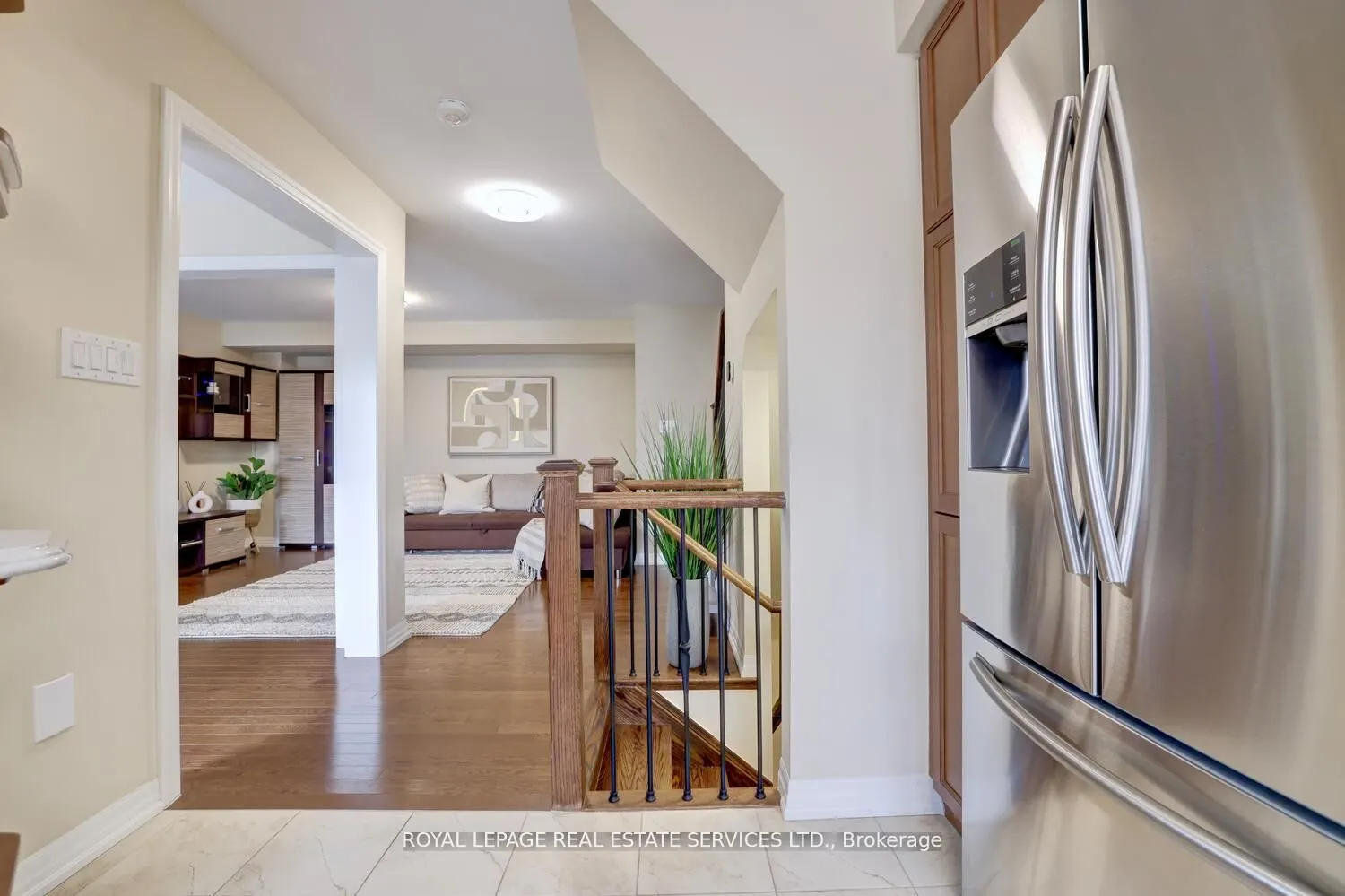 1234 Rose Way