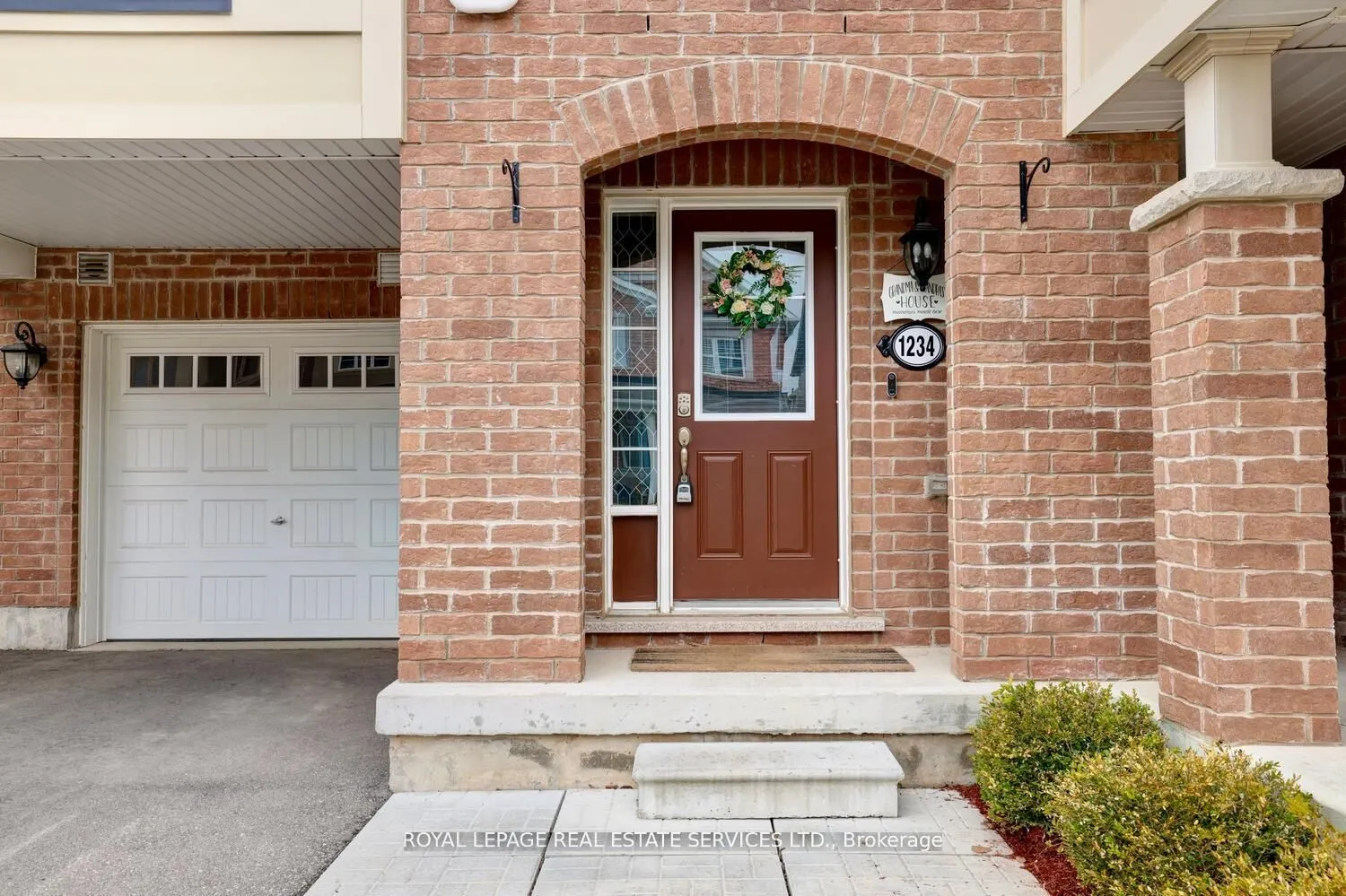 1234 Rose Way