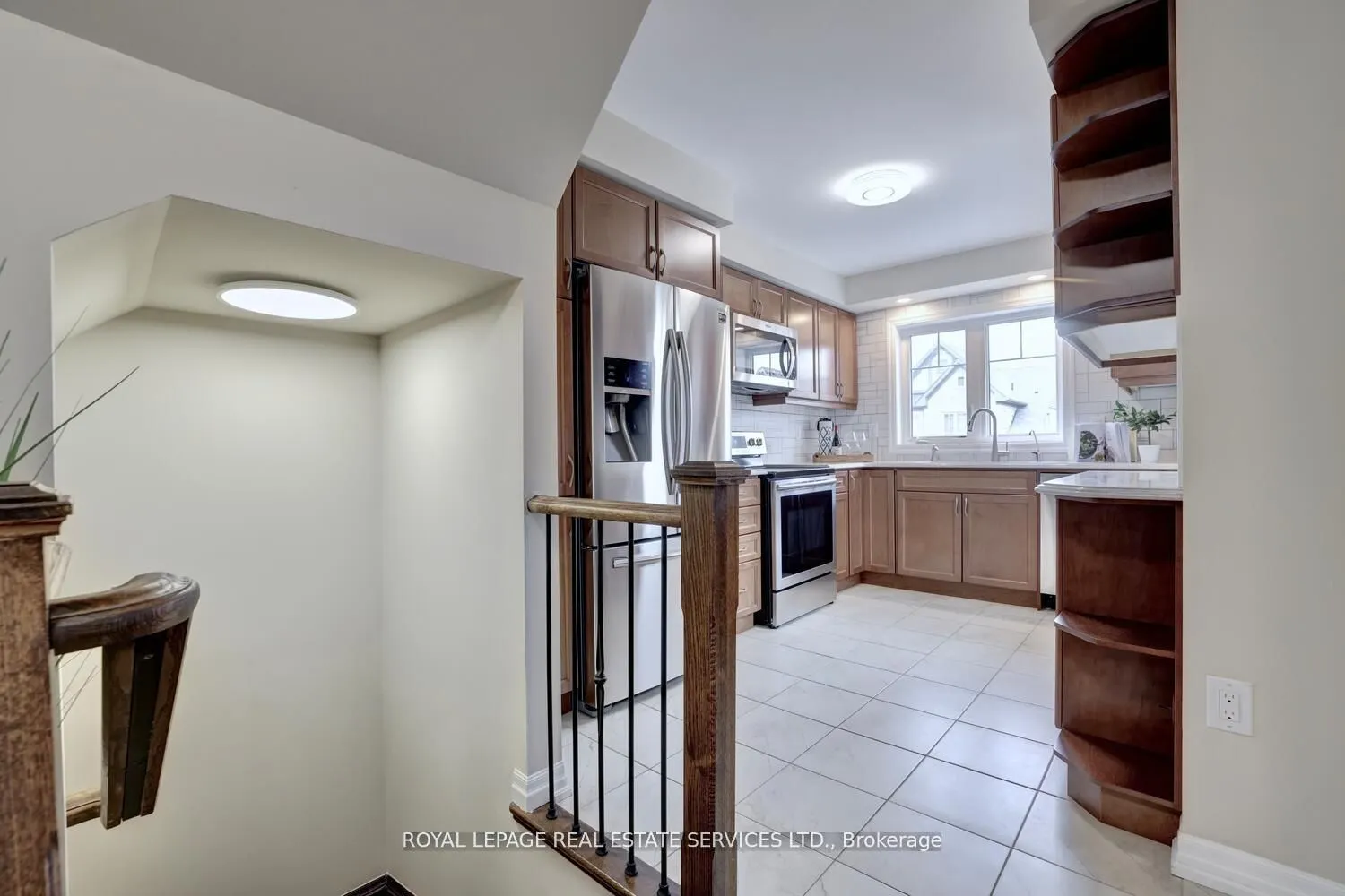 1234 Rose Way