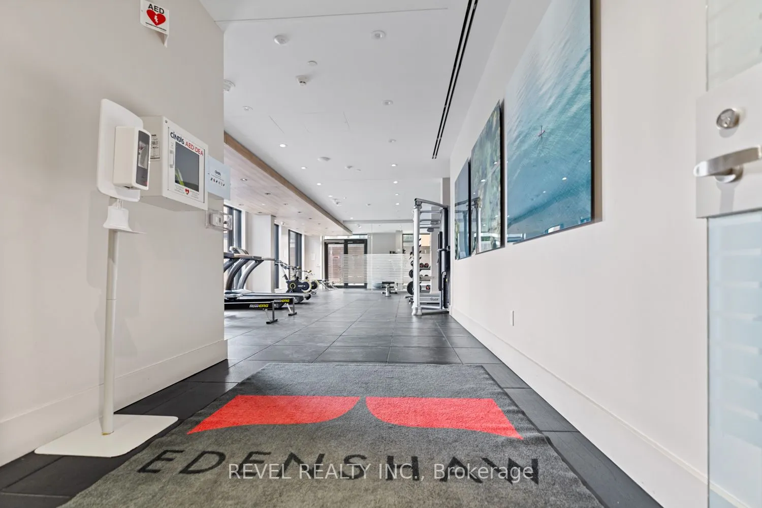 21 Park Street E, #520
