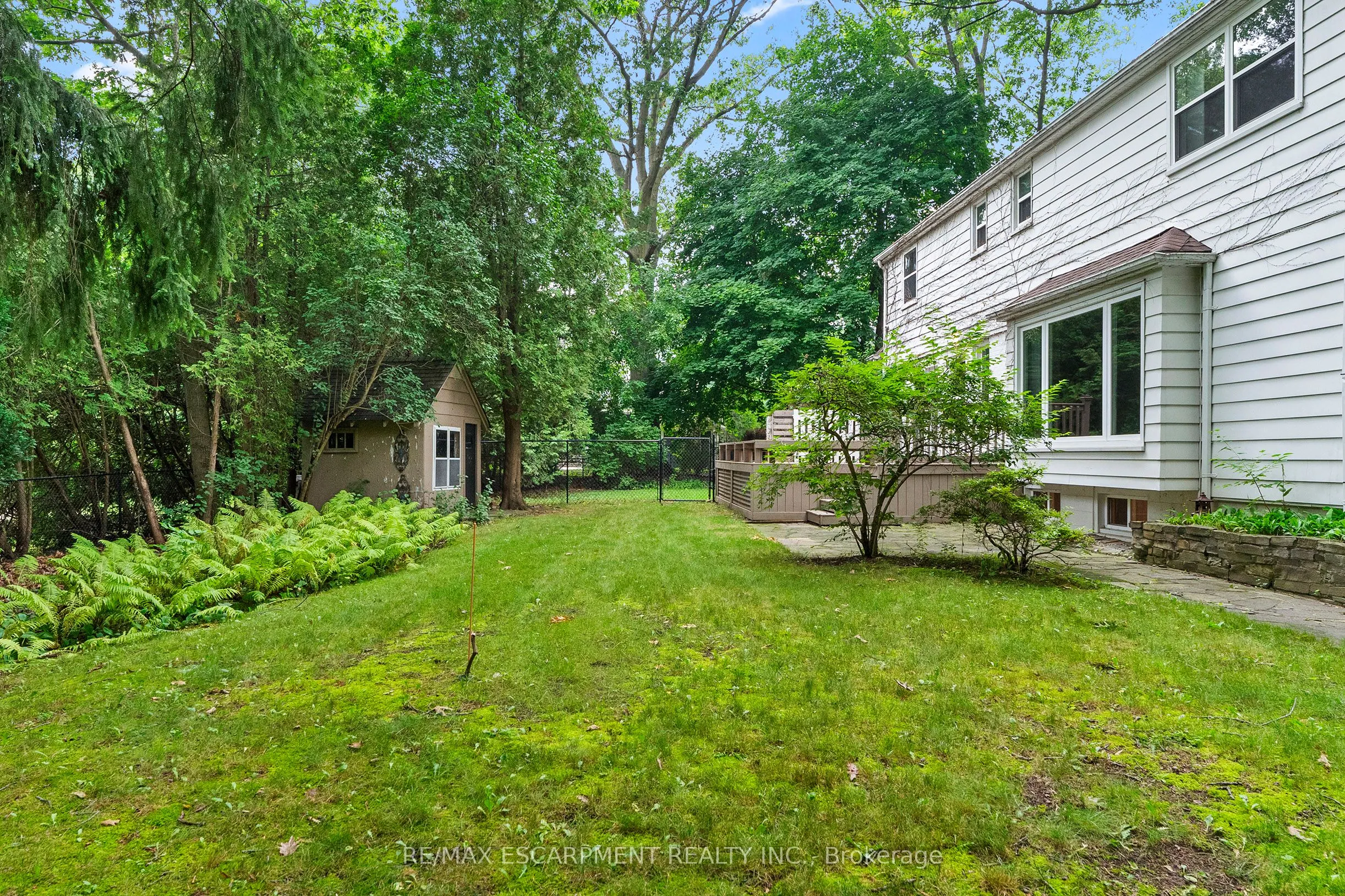 330 Poplar Drive