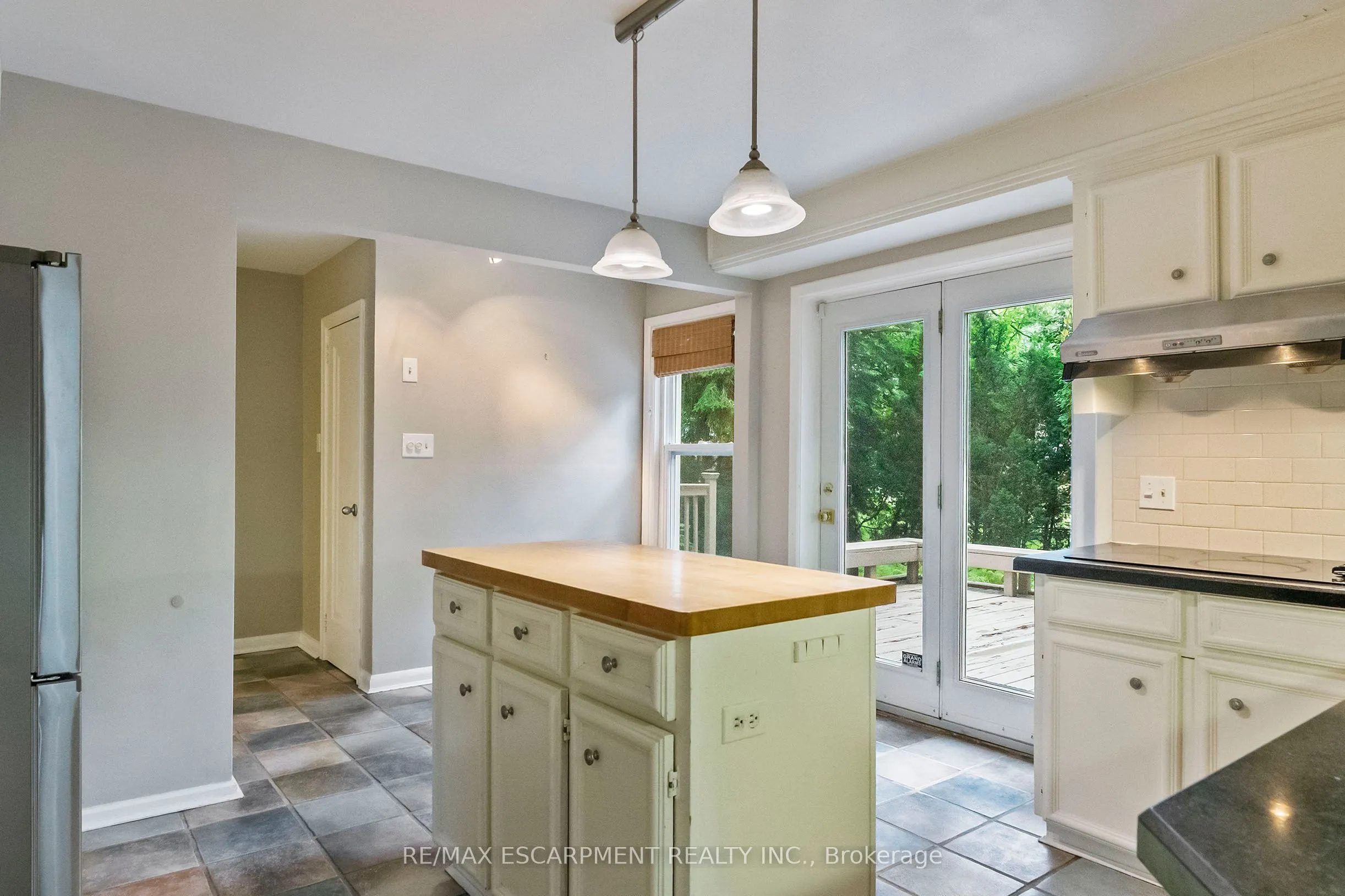 330 Poplar Drive