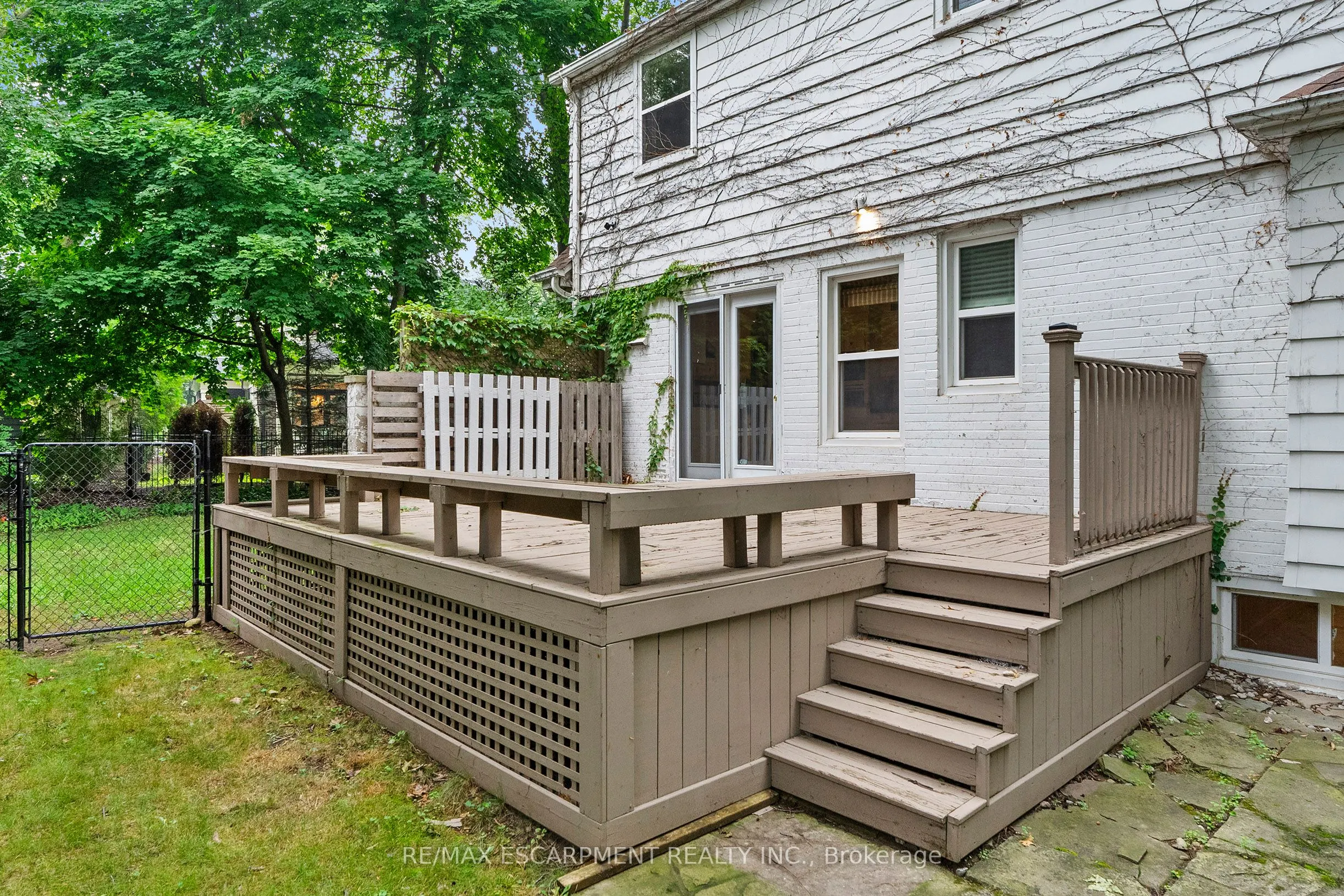 330 Poplar Drive