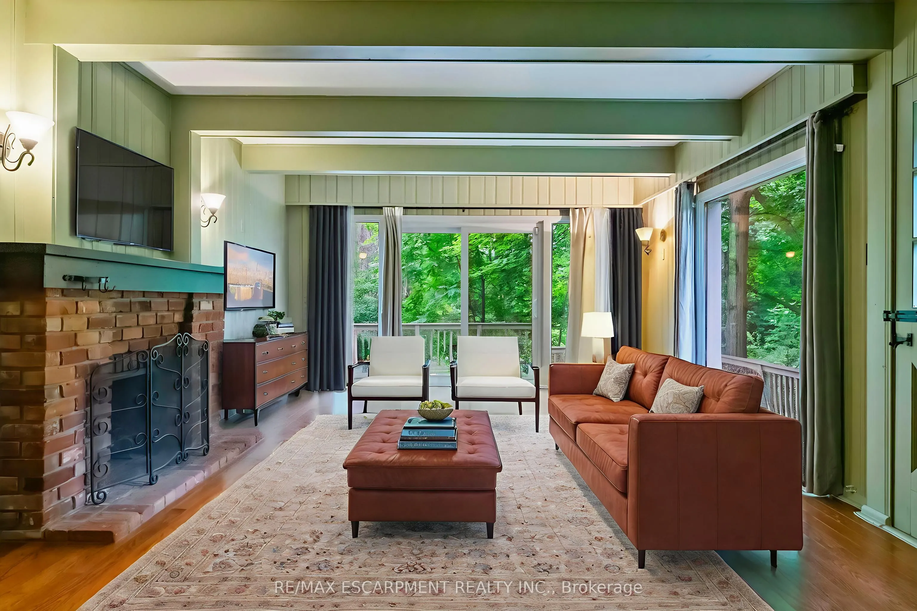 330 Poplar Drive