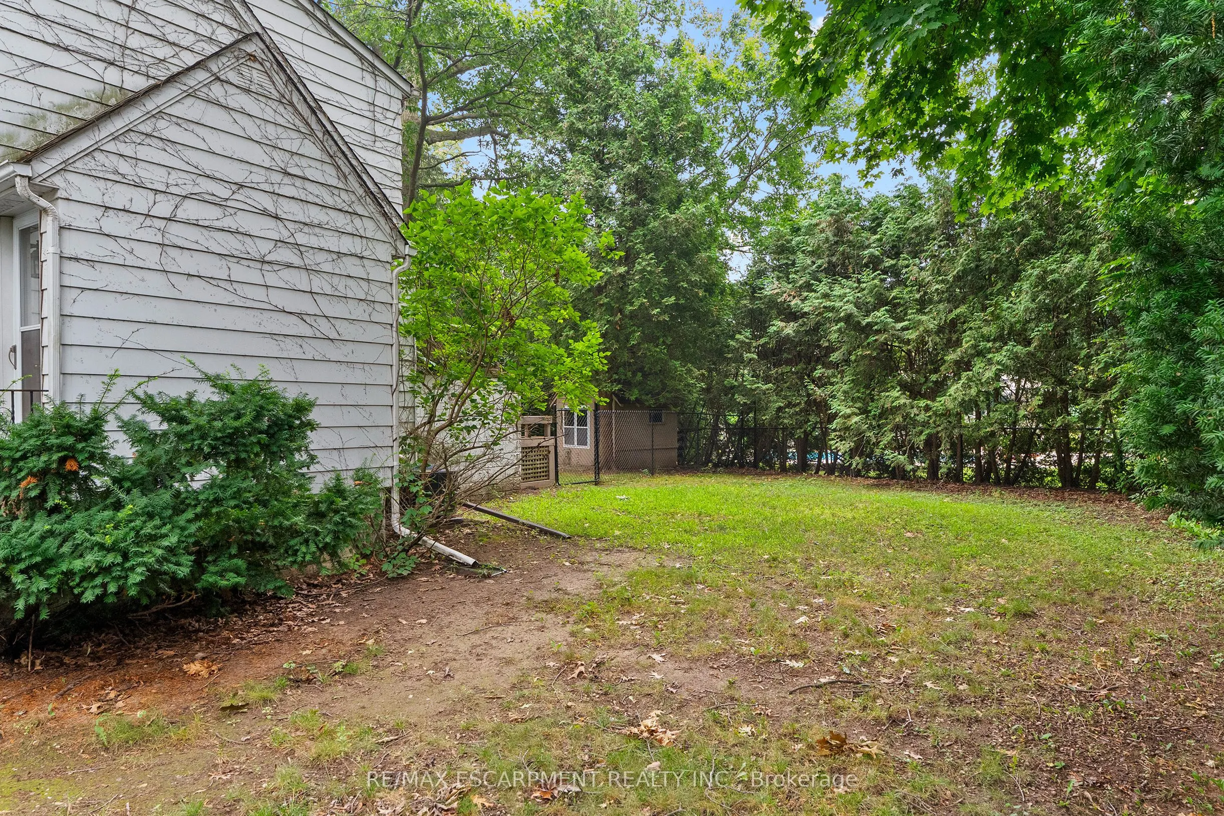 330 Poplar Drive
