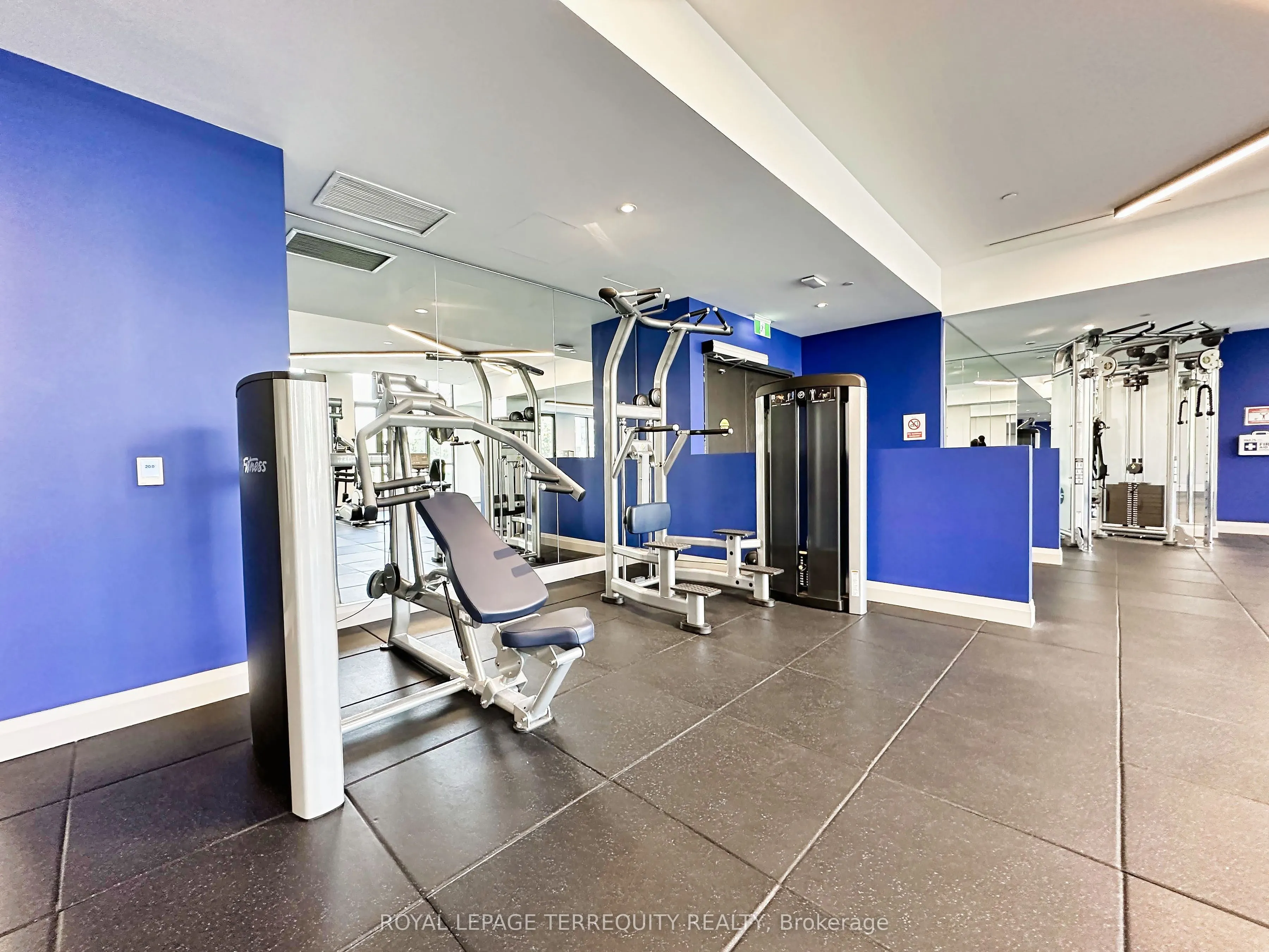 293 The Kingsway, #615