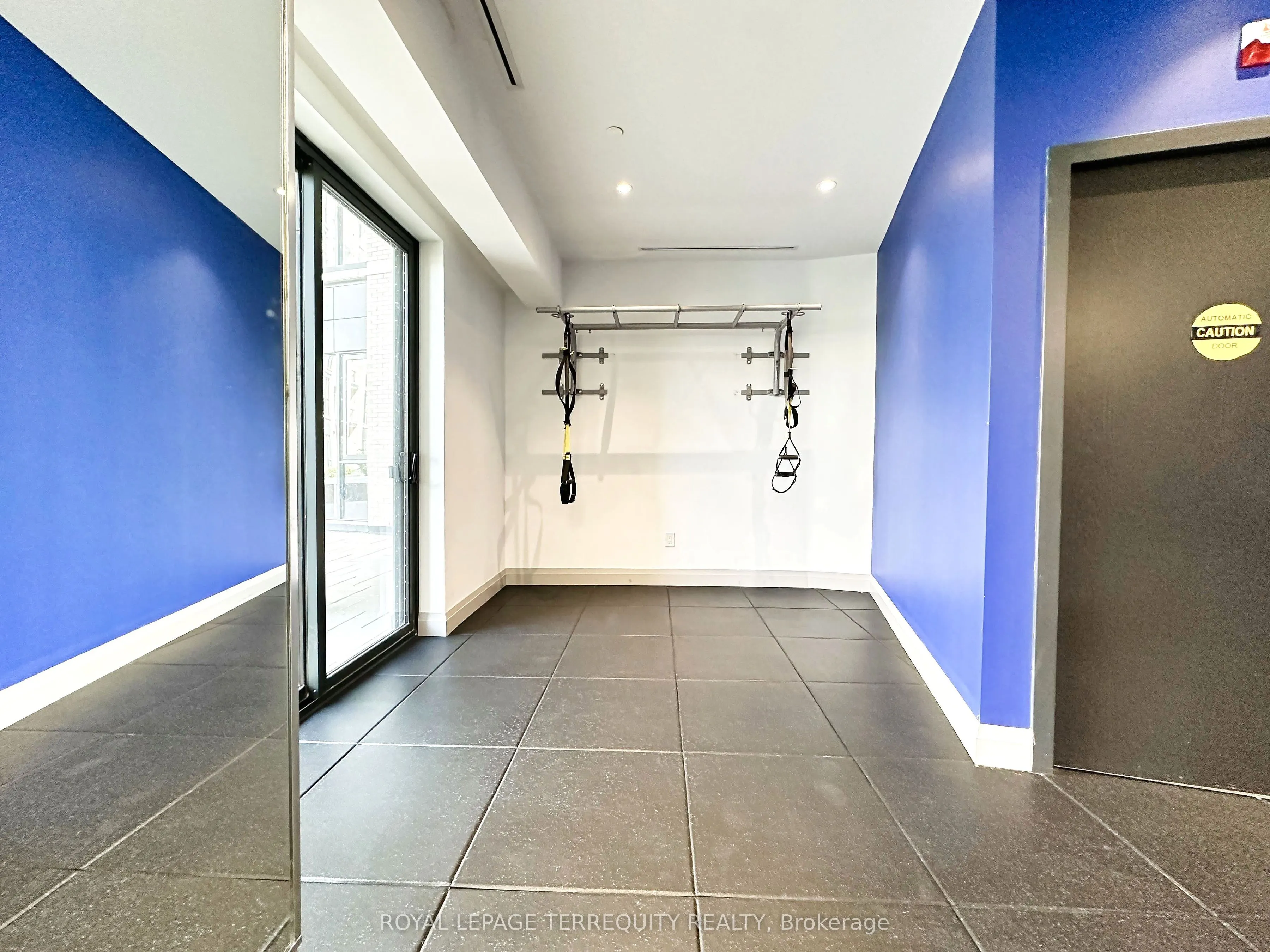 293 The Kingsway, #615