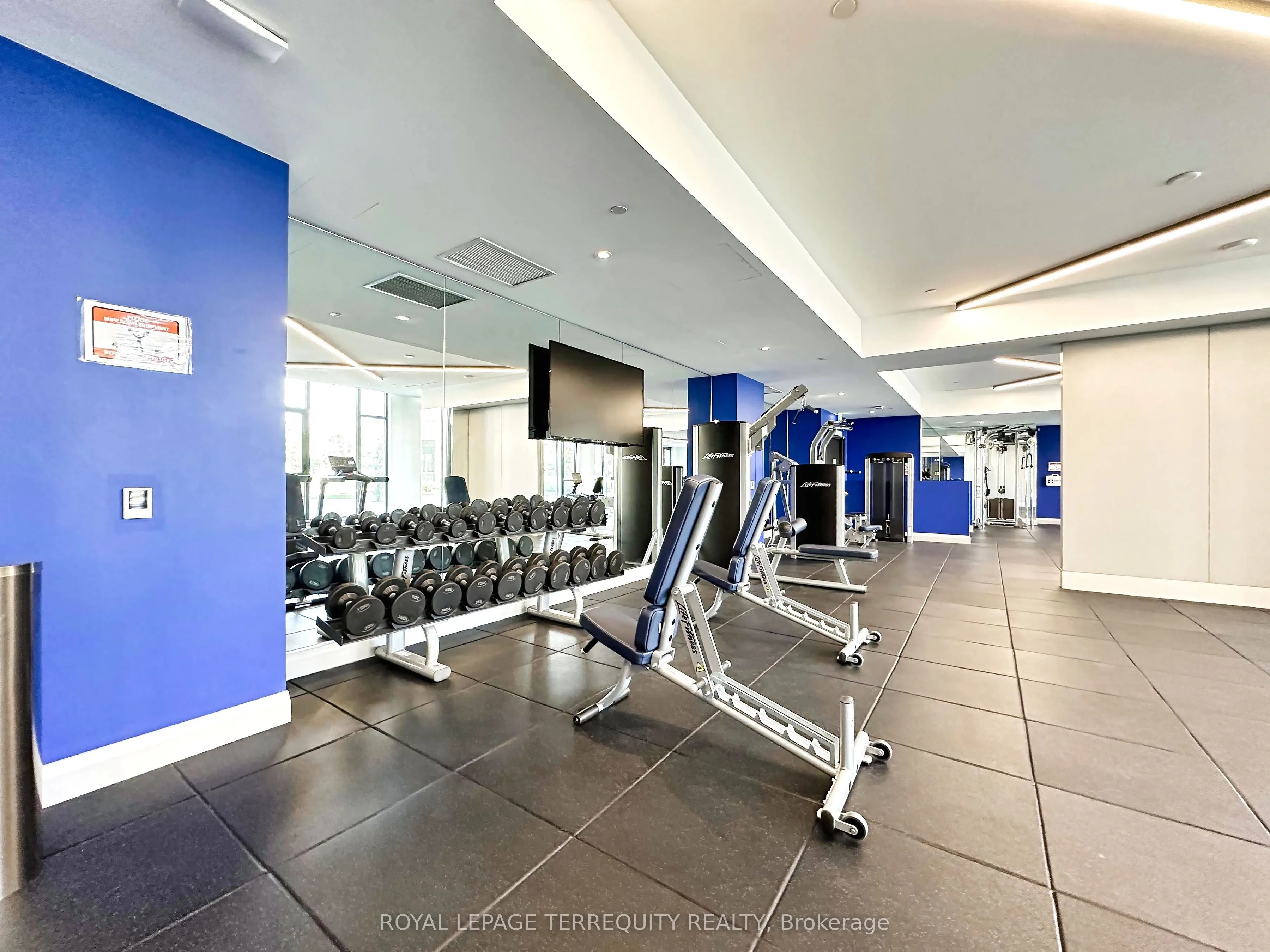 293 The Kingsway, #615