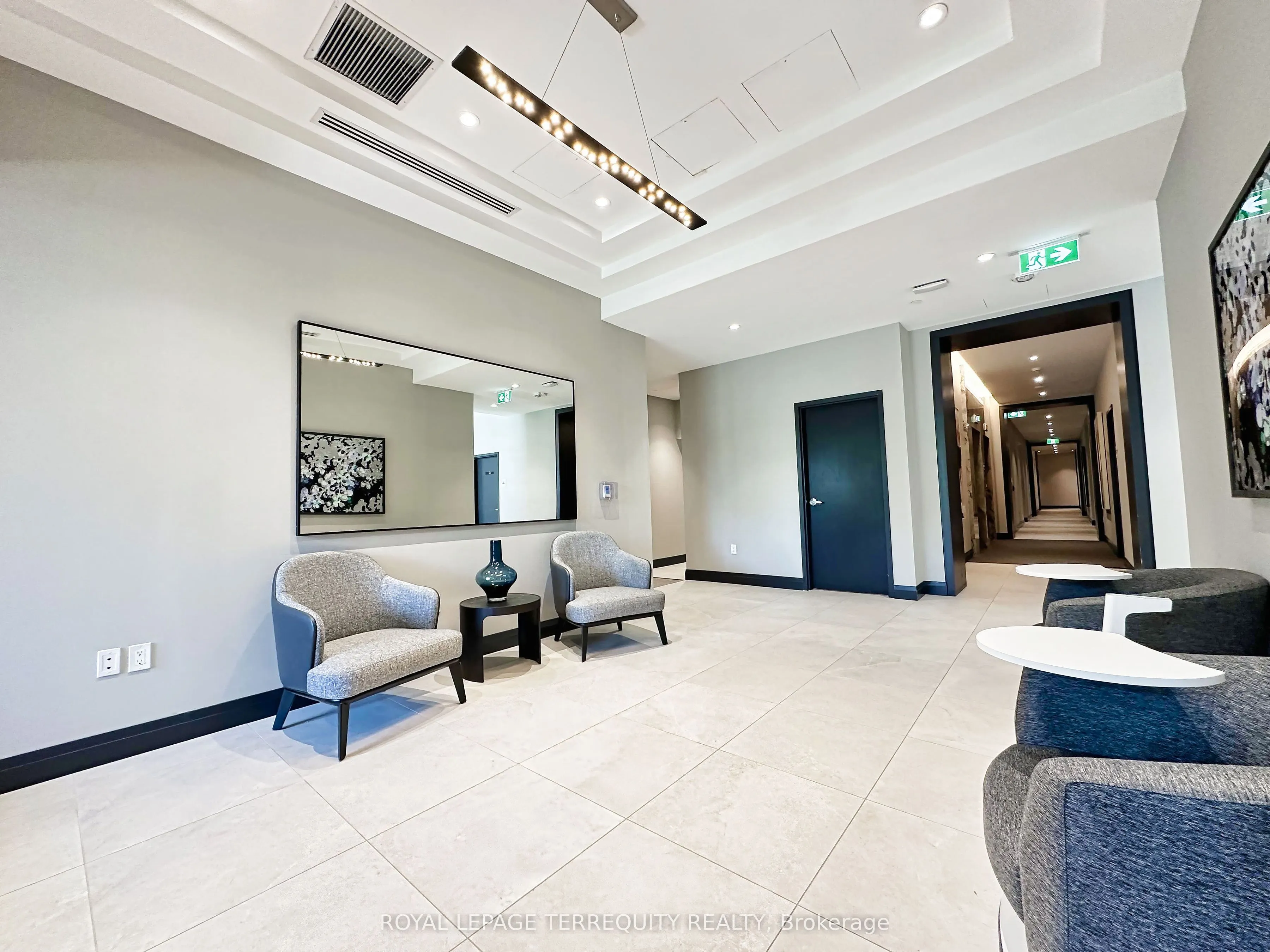 293 The Kingsway, #615