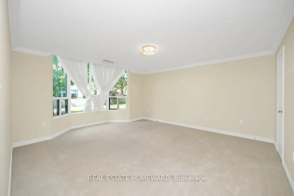 2121 Lakeshore Road, #203