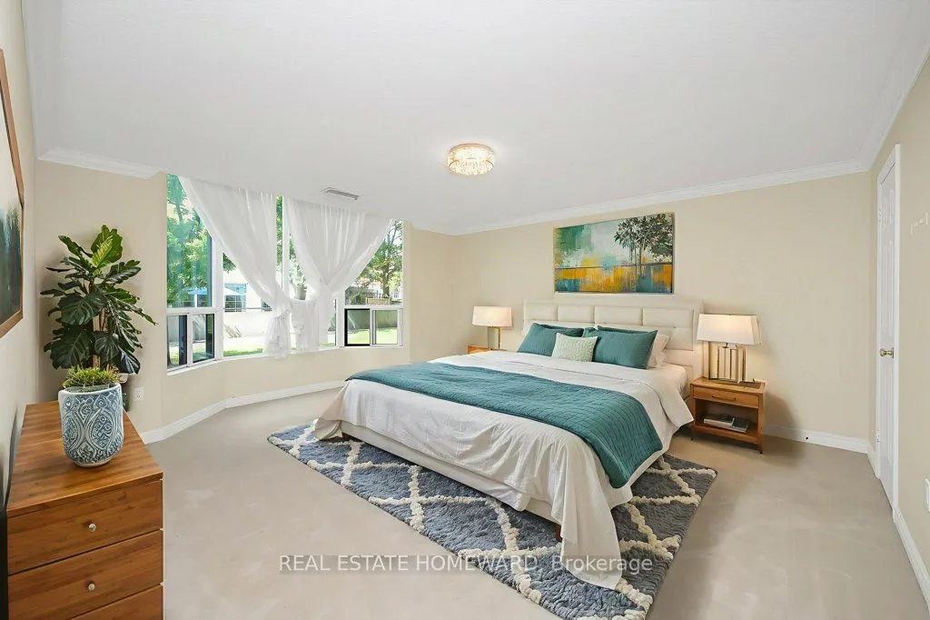 2121 Lakeshore Road, #203