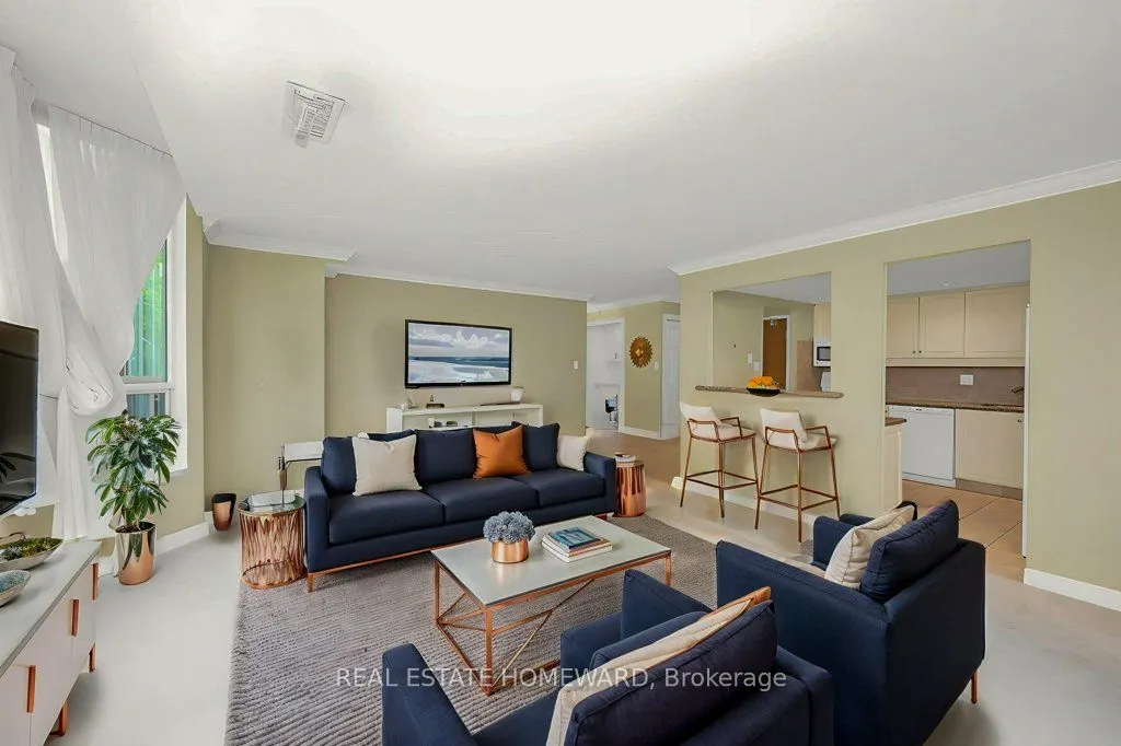 2121 Lakeshore Road, #203