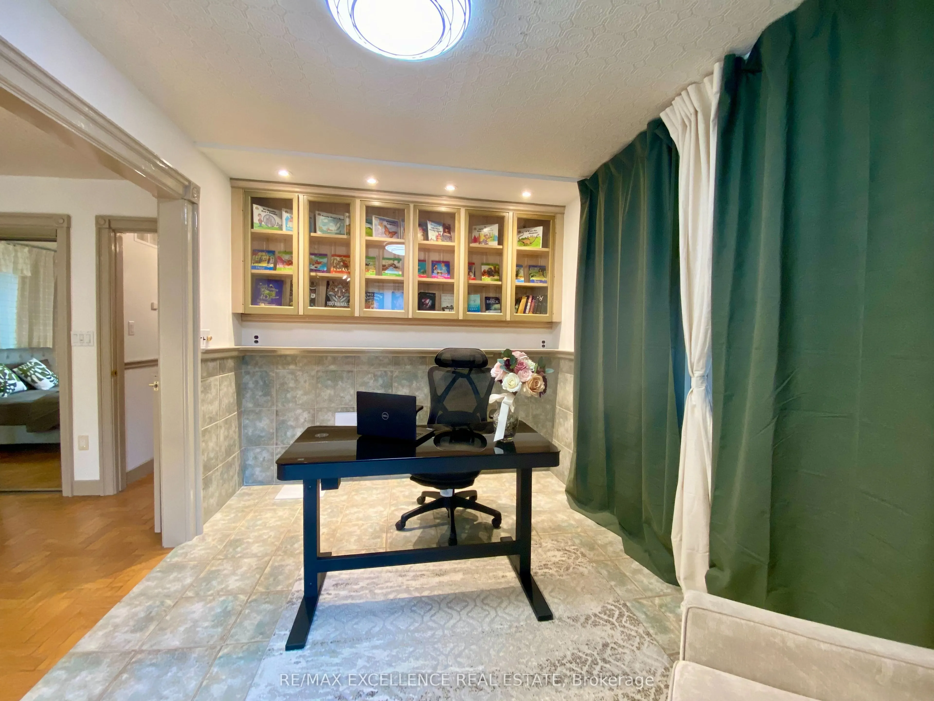 485 Gowland Crescent