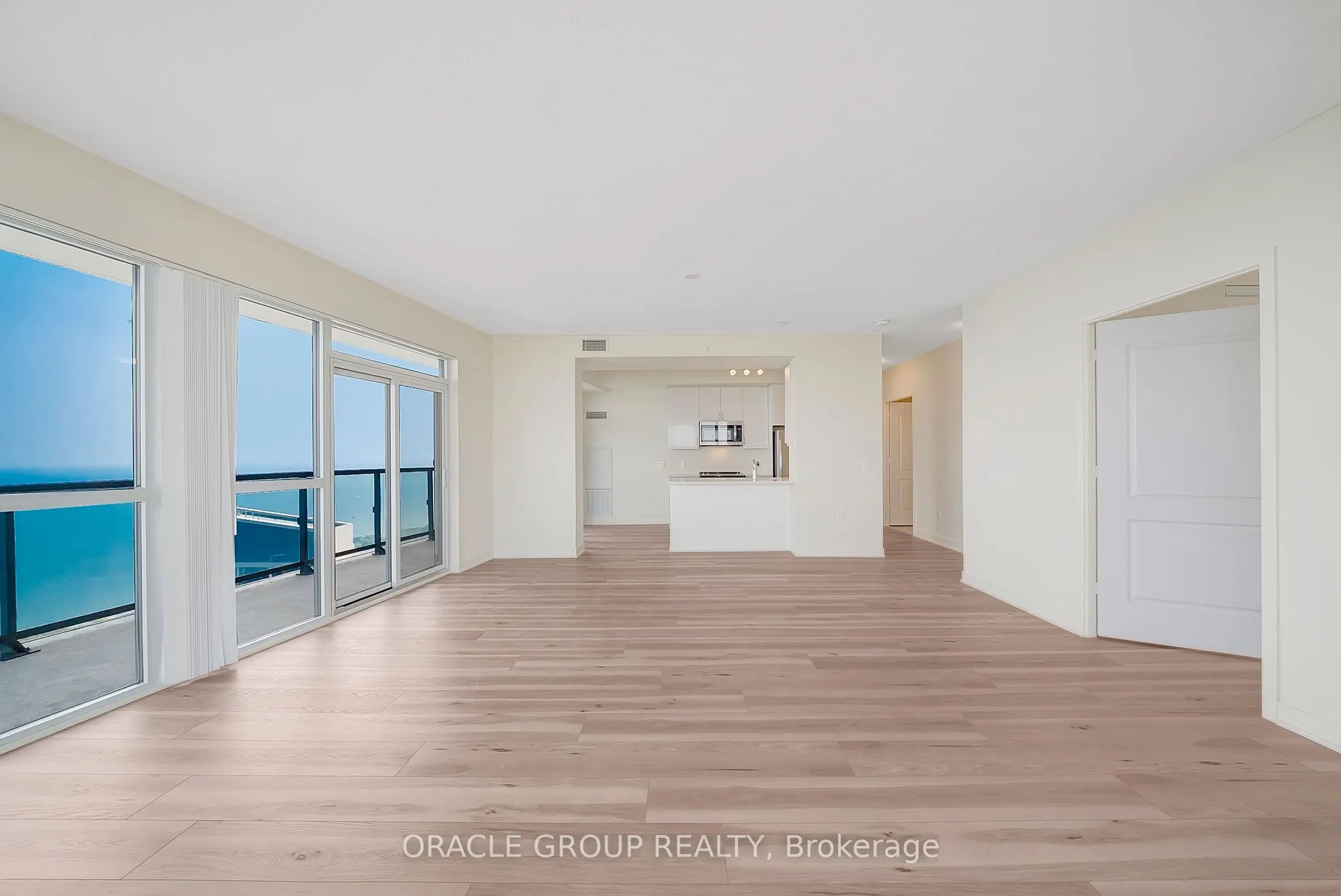 38 Annie Craig Drive, #4802