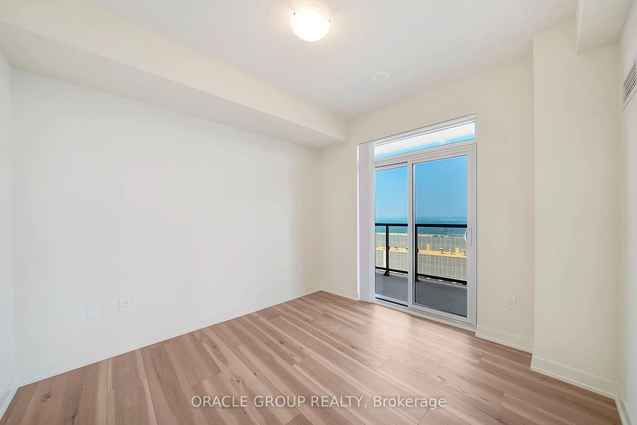 38 Annie Craig Drive, #4802