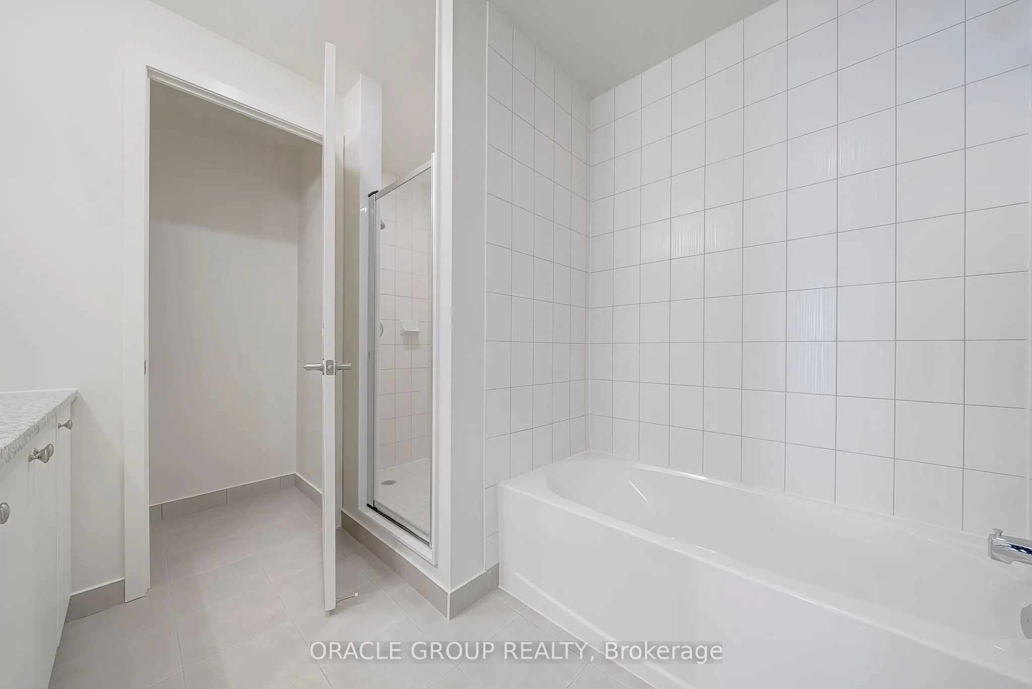 38 Annie Craig Drive, #4802