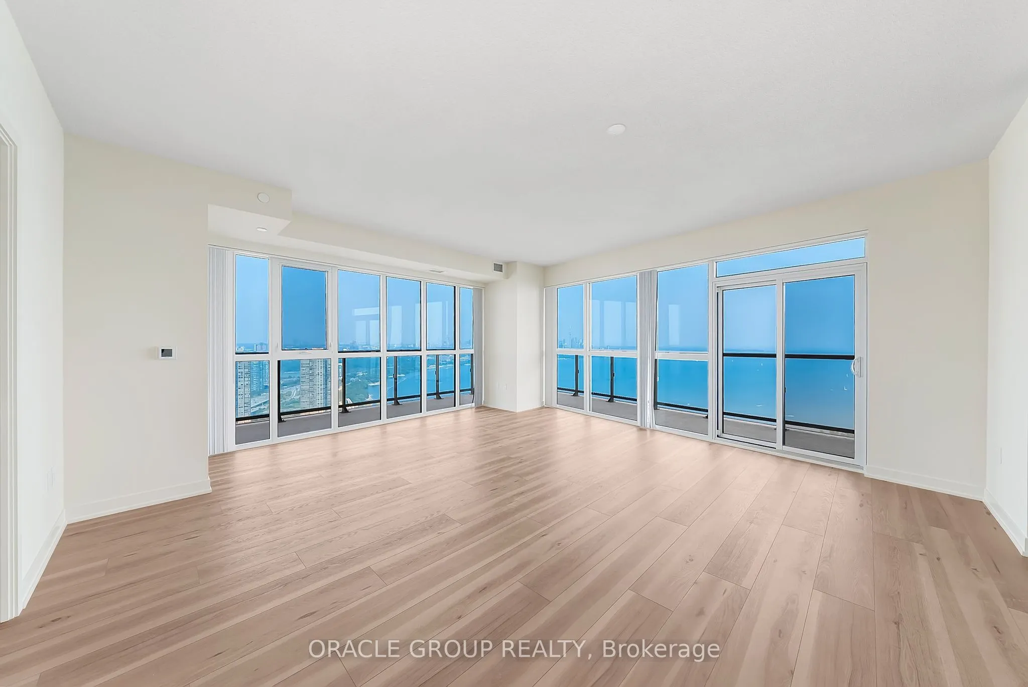 38 Annie Craig Drive, #4802