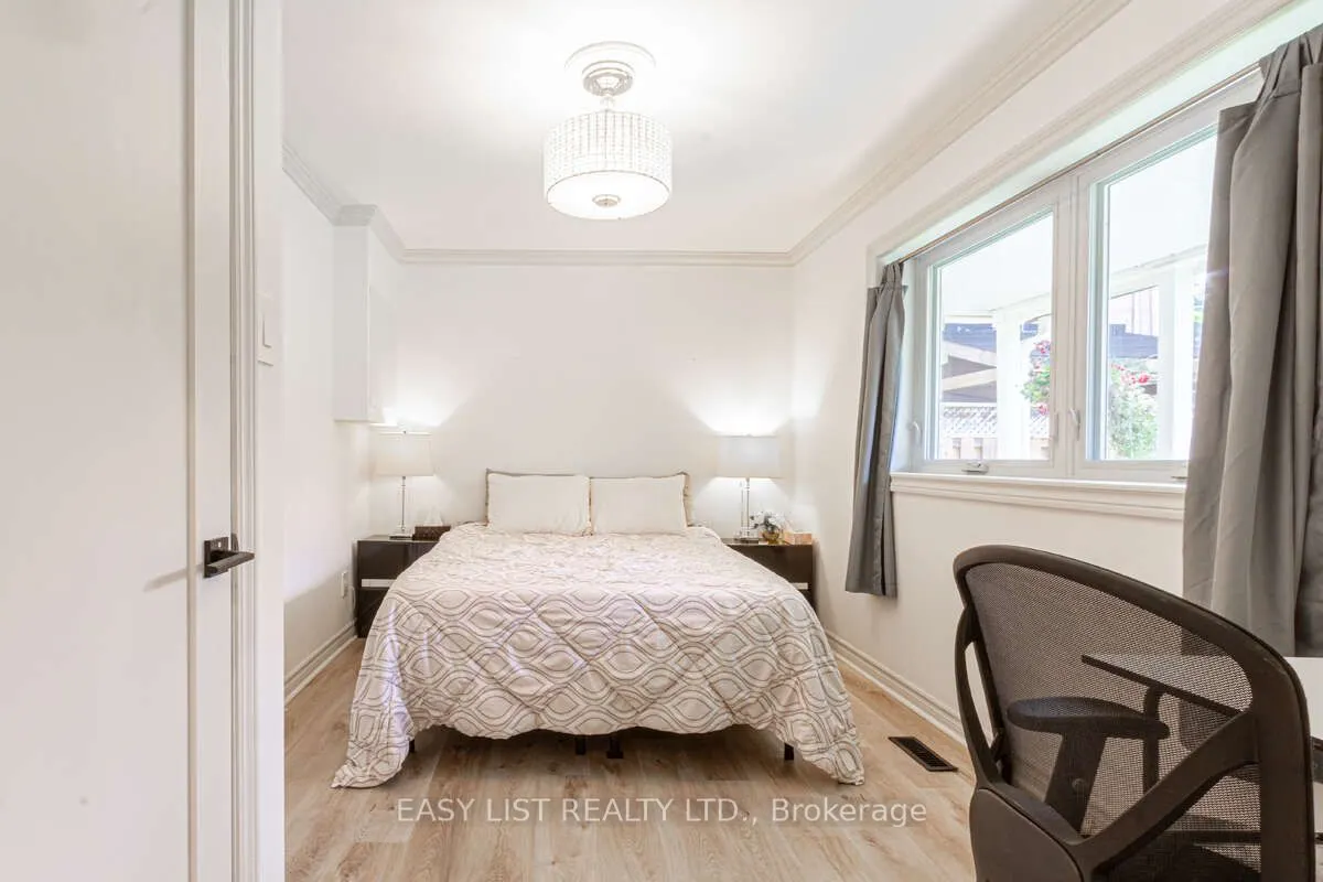 3438 Enniskillen Circle
