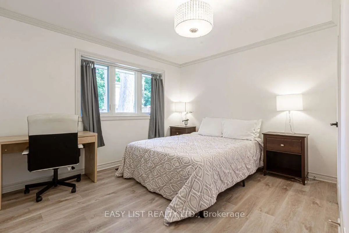 3438 Enniskillen Circle