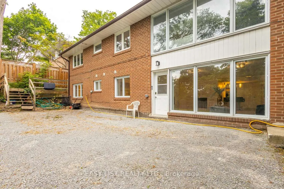 3438 Enniskillen Circle