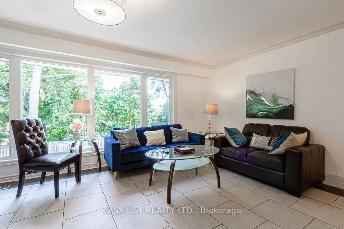 3438 Enniskillen Circle