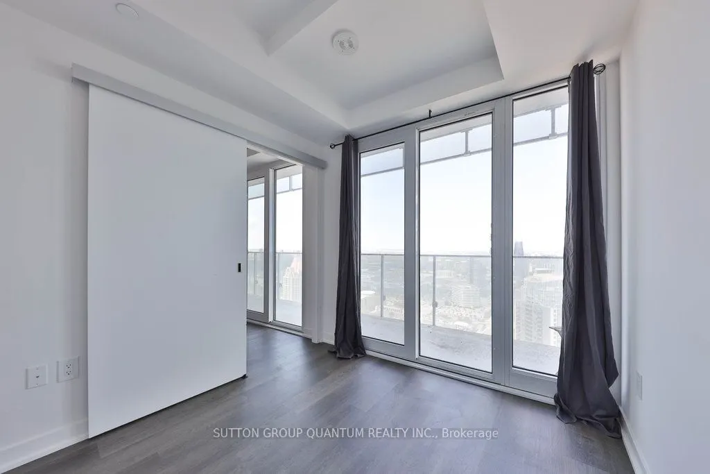 3900 Confederation Parkway, #4001