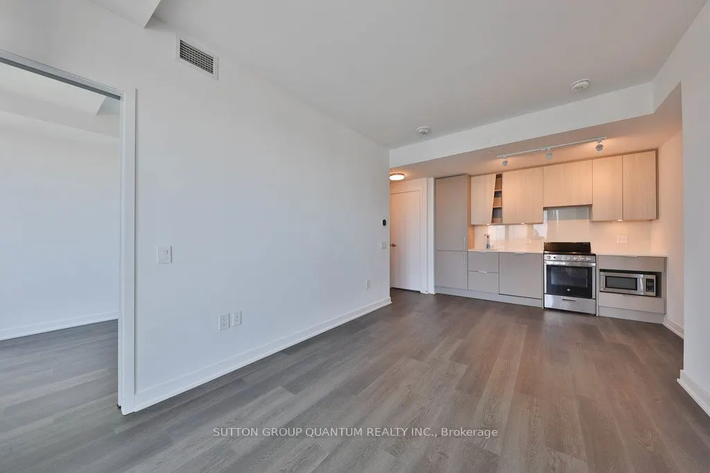 3900 Confederation Parkway, #4001