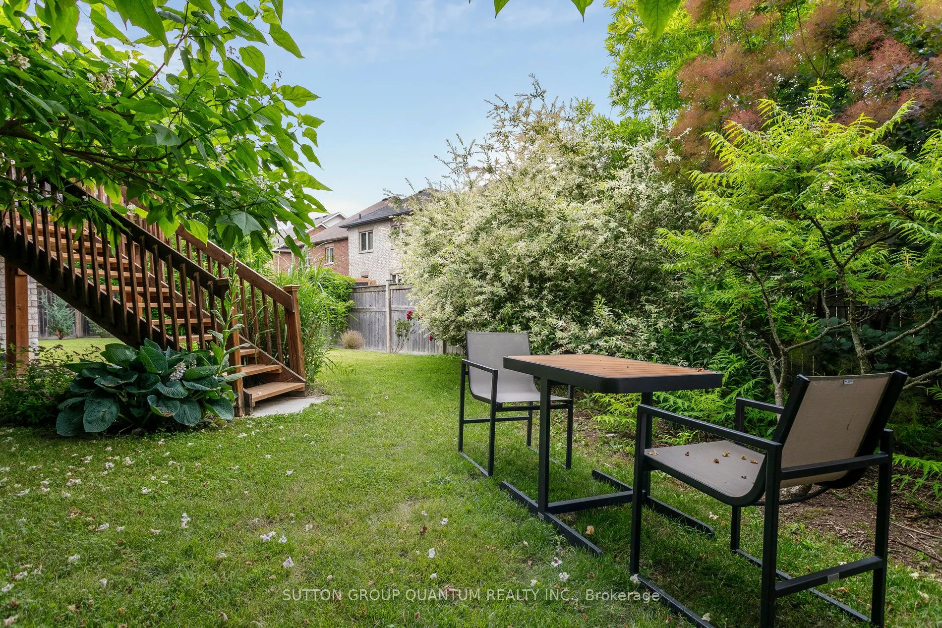 17 Island Grove