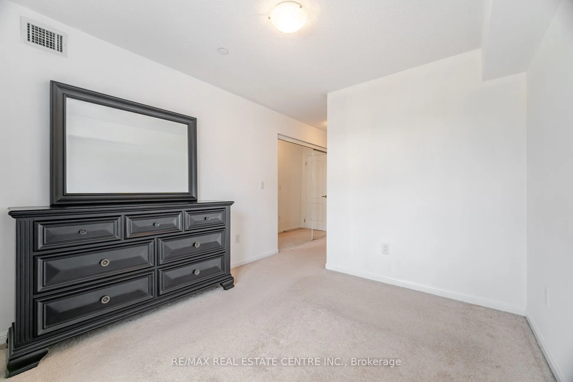 1005 Nadalin Heights, #203