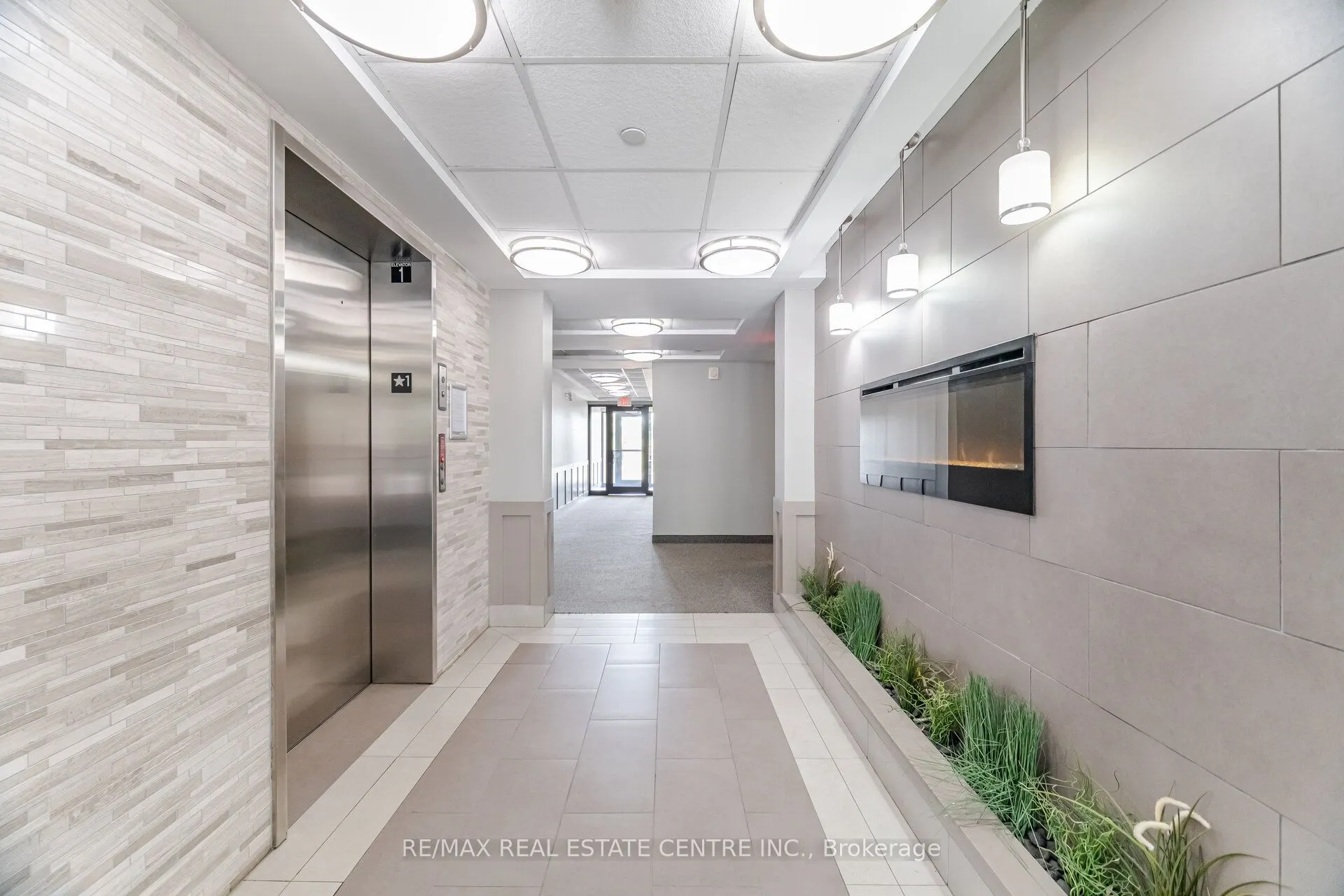 1005 Nadalin Heights, #203