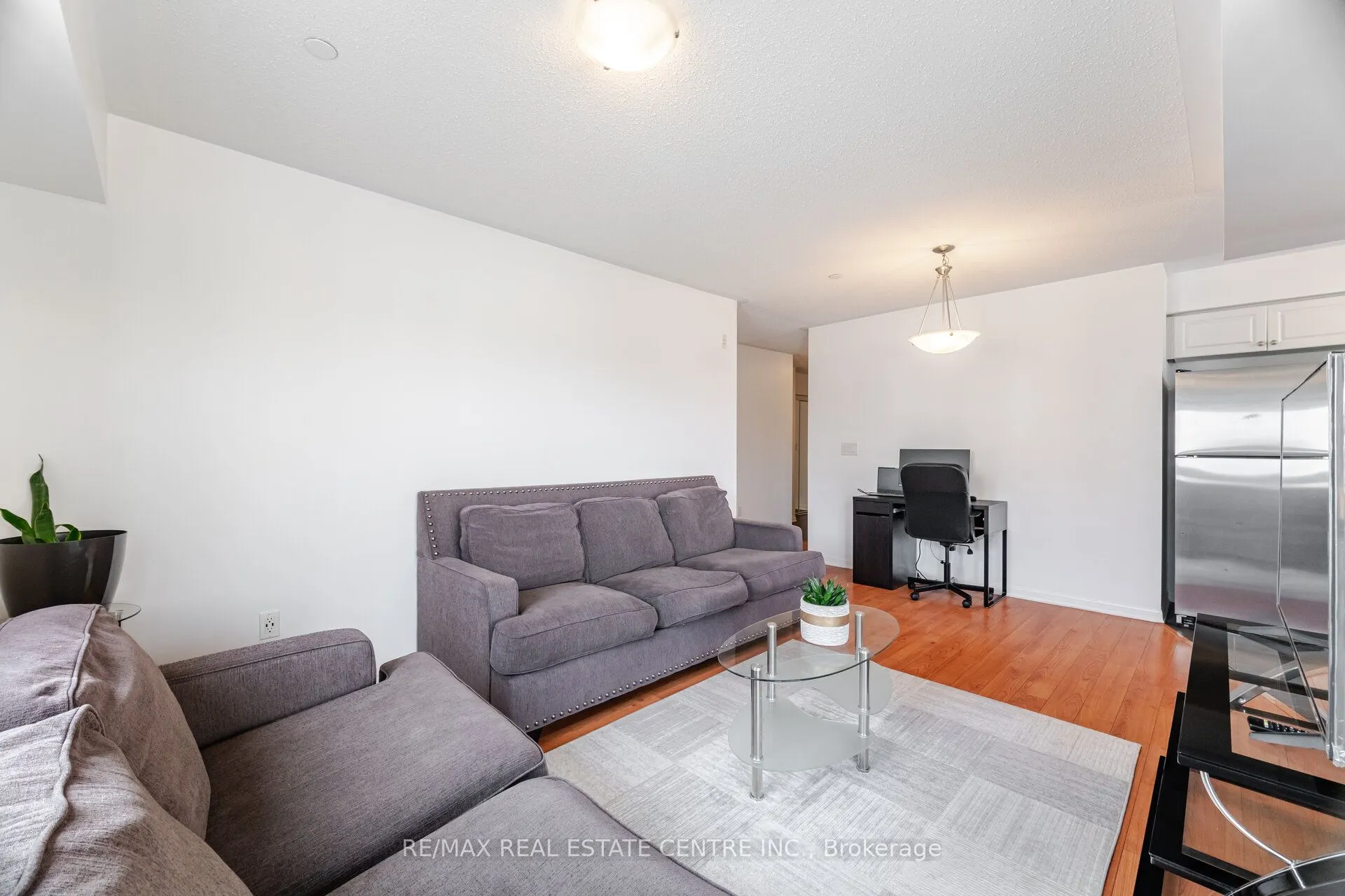 1005 Nadalin Heights, #203