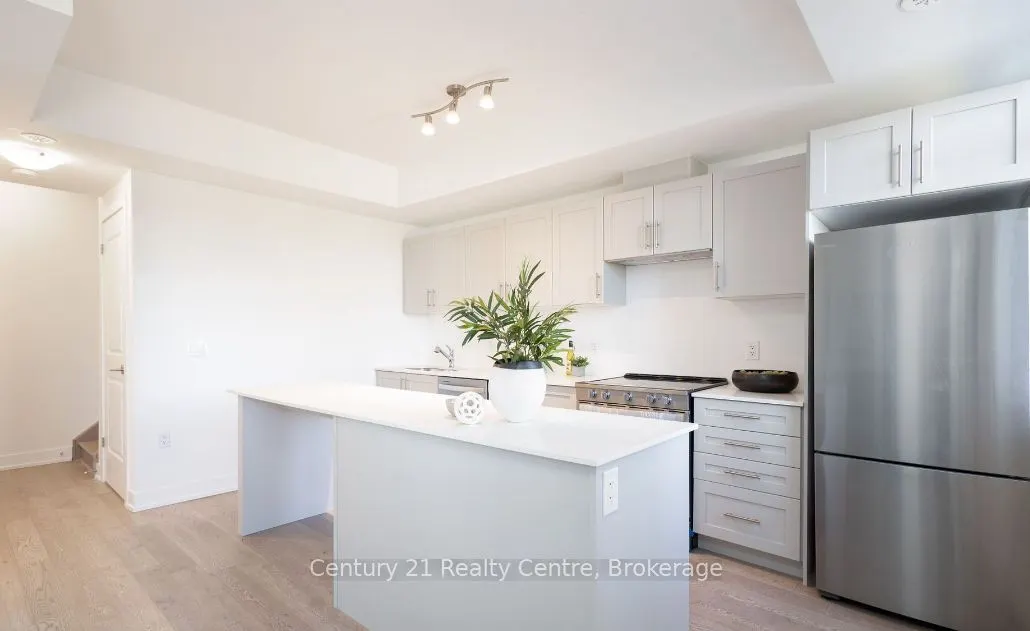1115 Douglas Mccurdy Common Drive E, #206