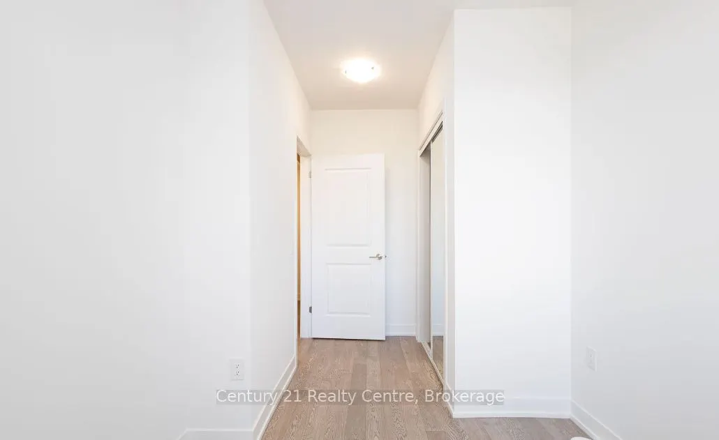 1115 Douglas Mccurdy Common Drive E, #206