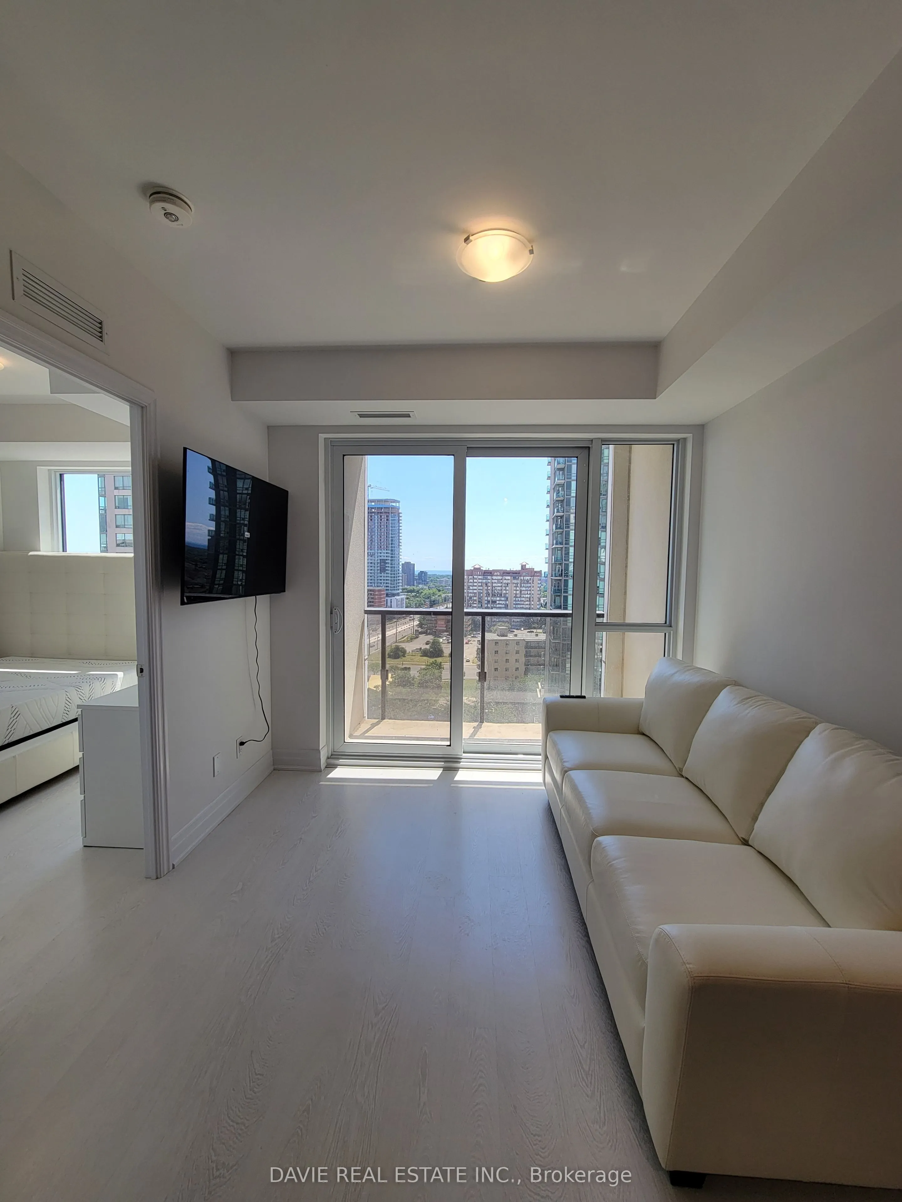 30 Elm Drive W, #1207
