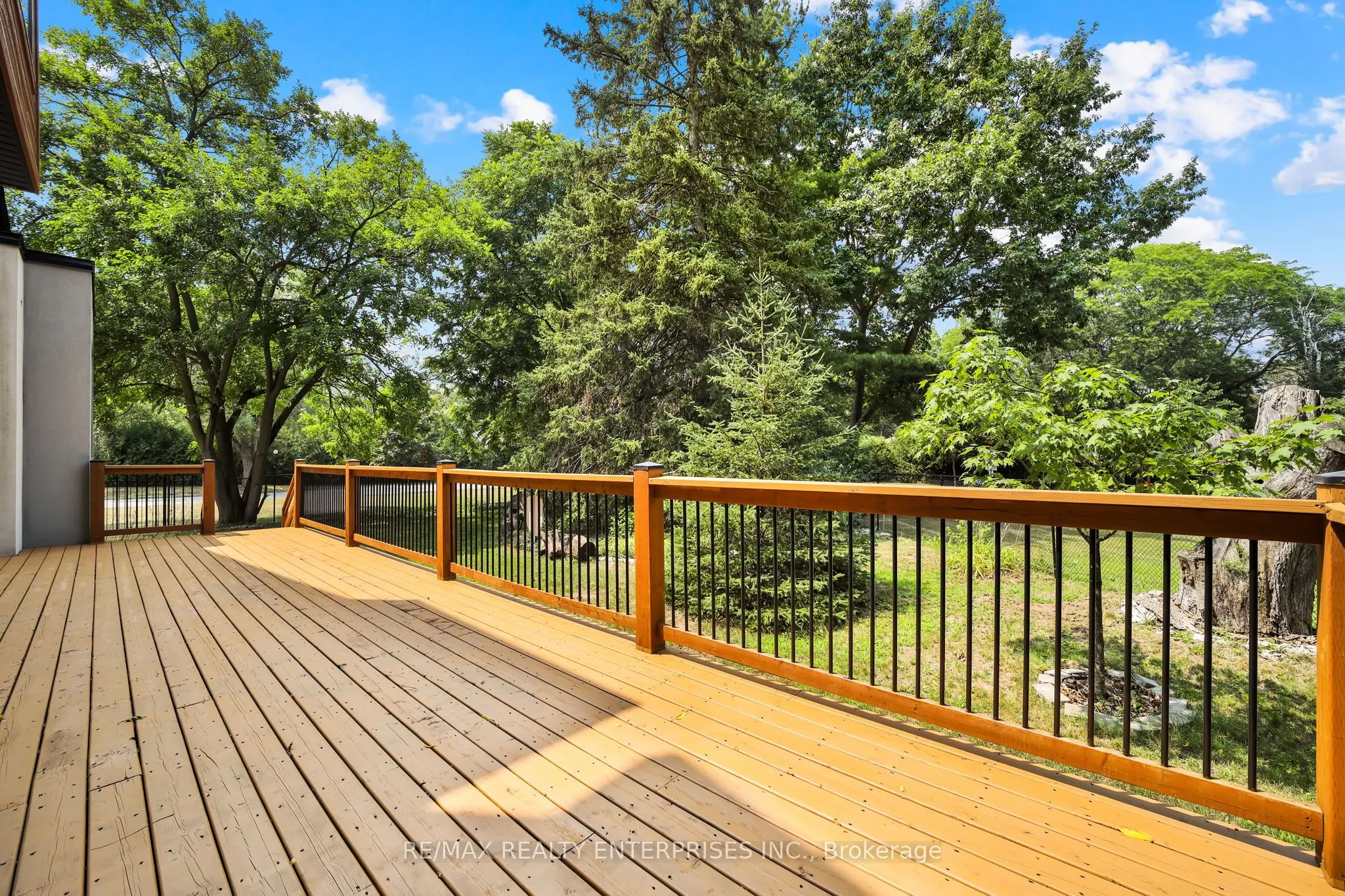 1233 Lorne Park Road, #Main Floor