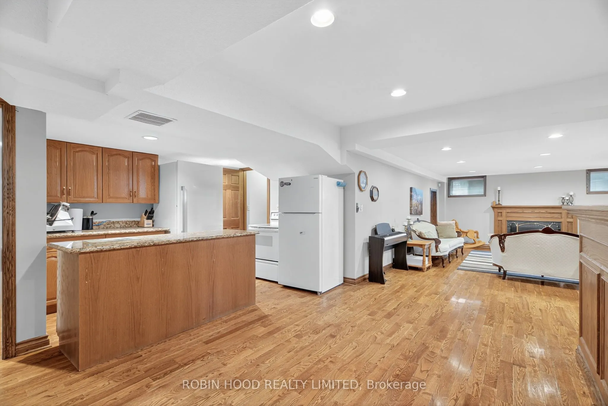 2460 Hammond Road