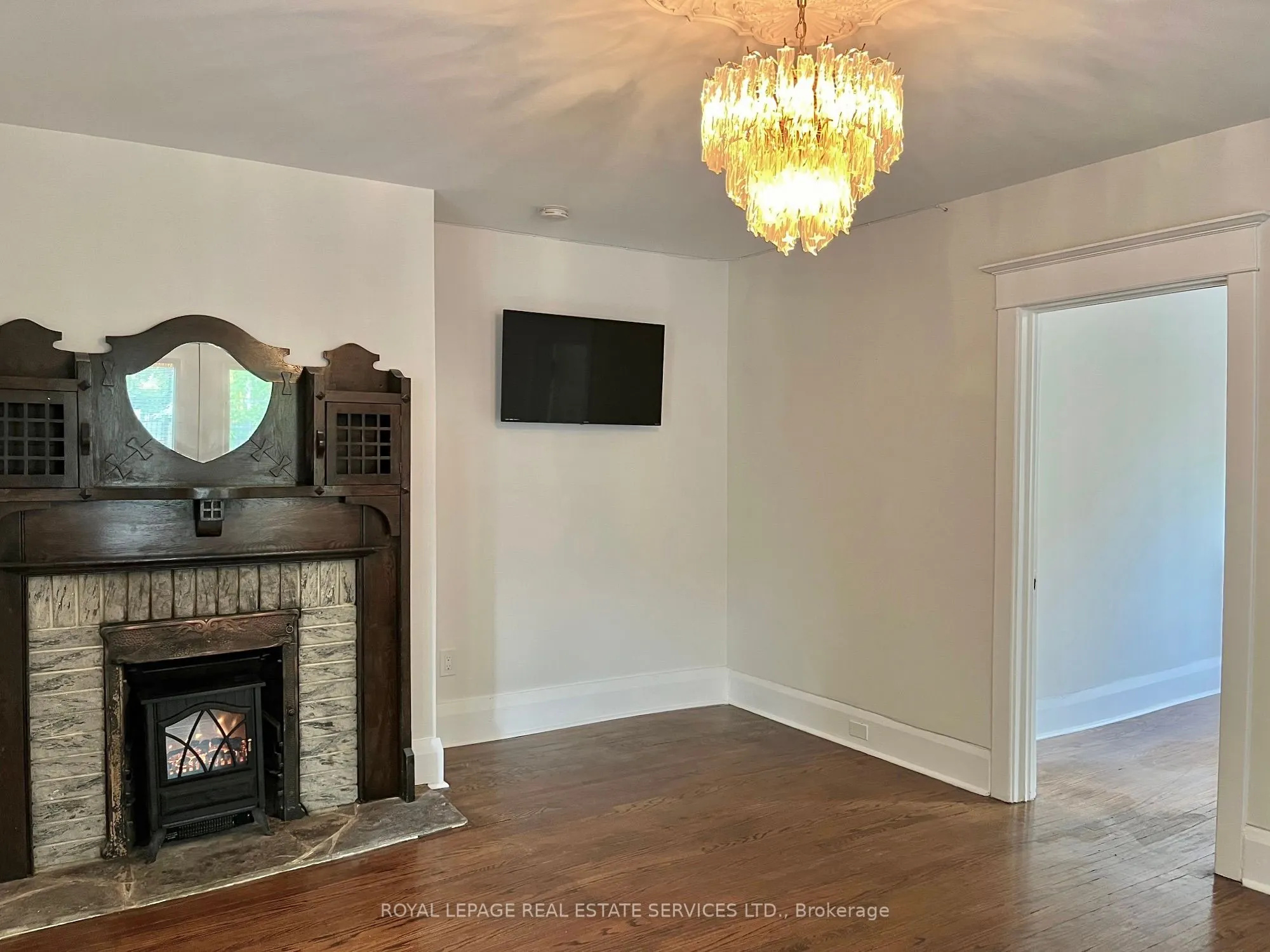 379 Parkside Drive, #1