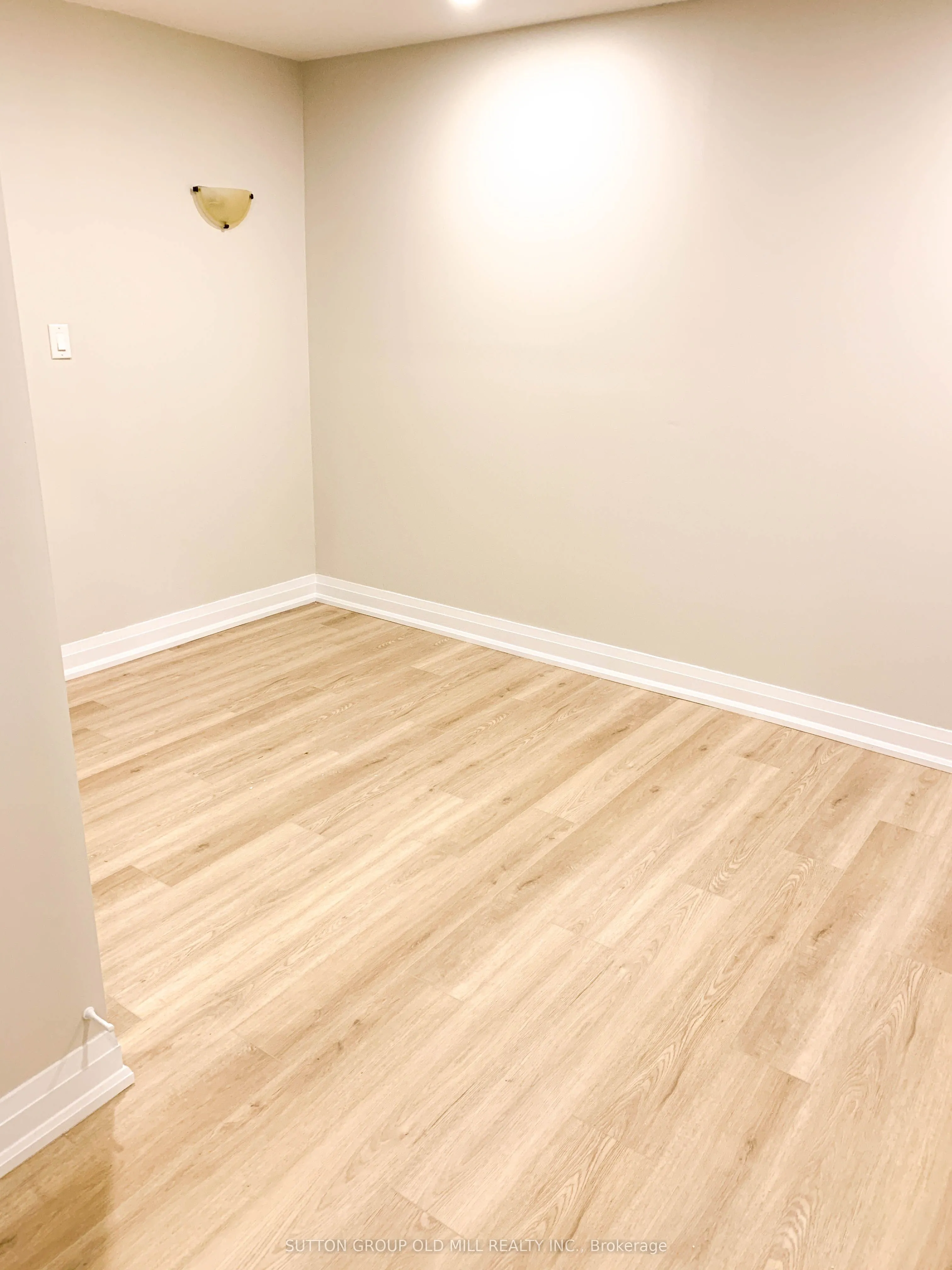 309 The Kingsway, #7B