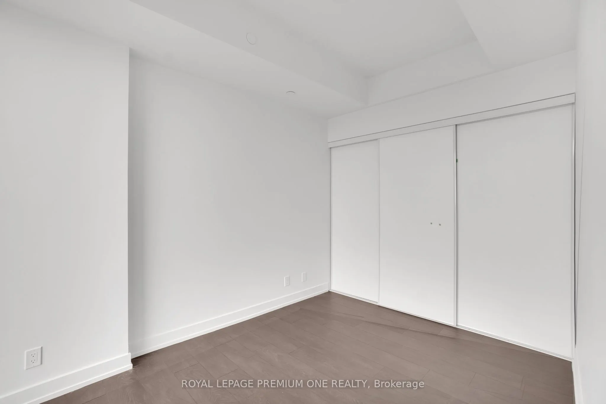 225 Veterans Drive, #1011