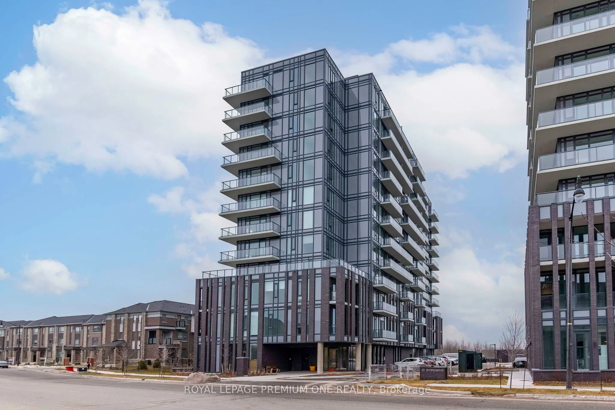 225 Veterans Drive, #1011